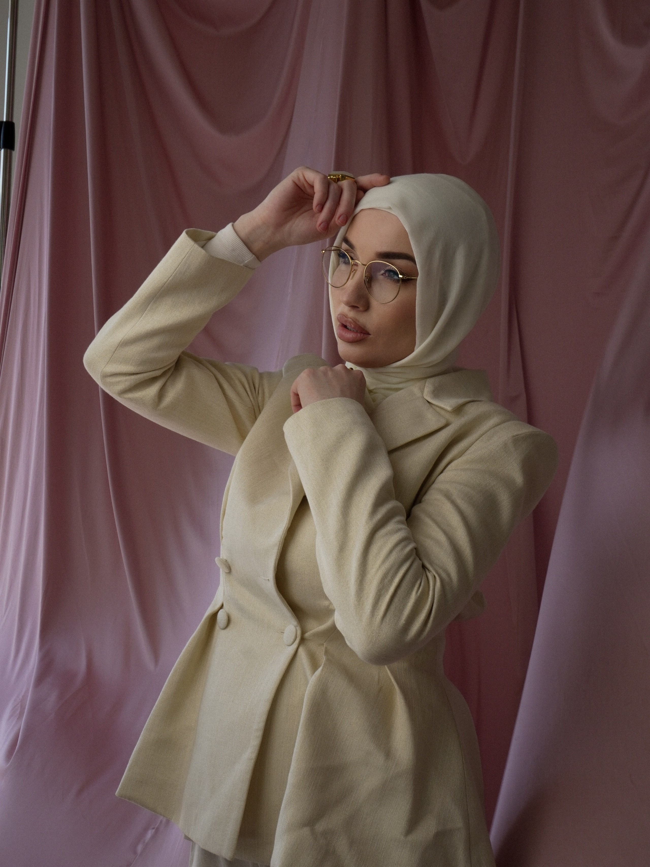 Студийная съемка. Контент фотограф в Ростове-на-Дону Яна Каушан