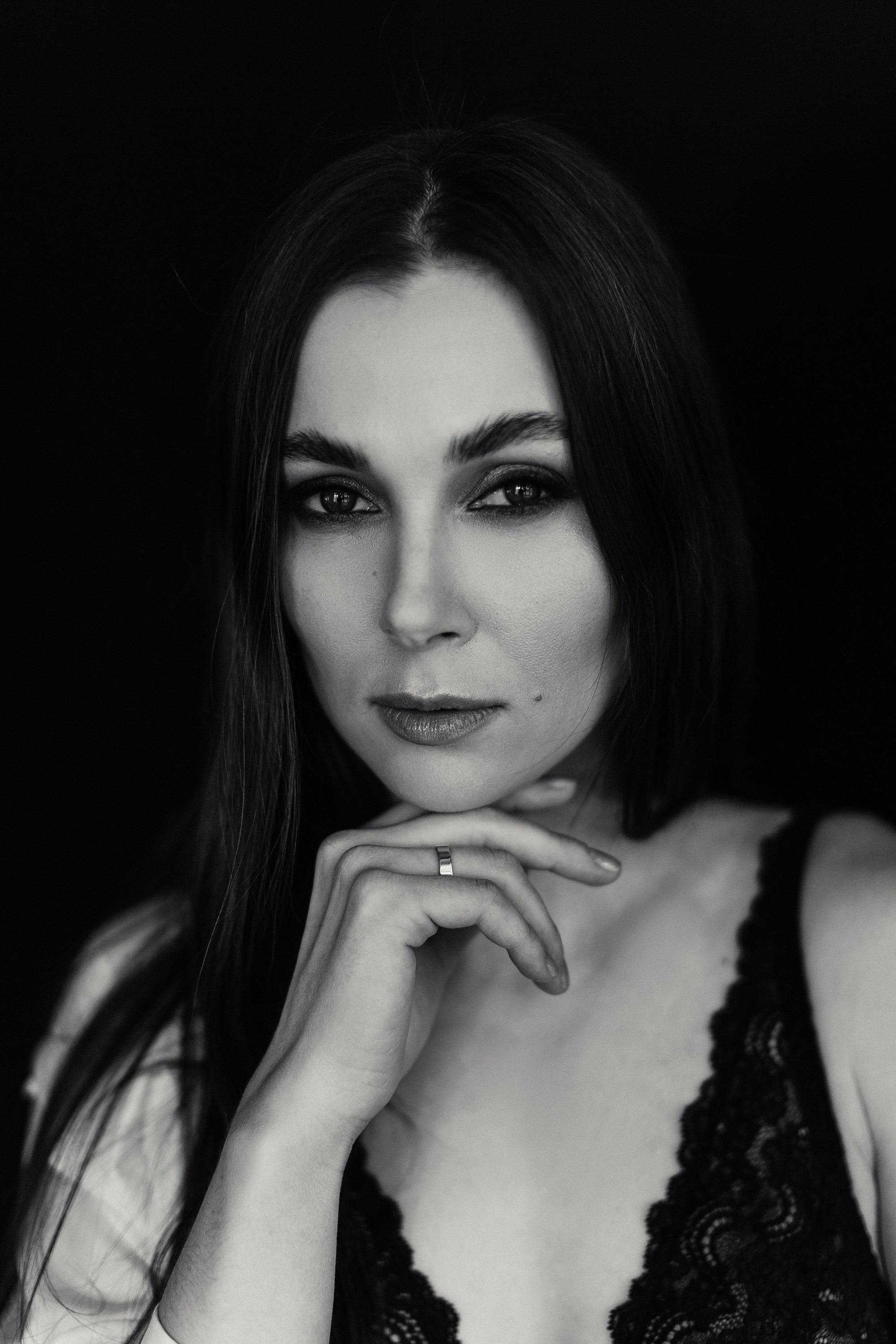 Валентина — эксперт по депиляции. Портретный фотограф в Красноярске Акифьева Евгения