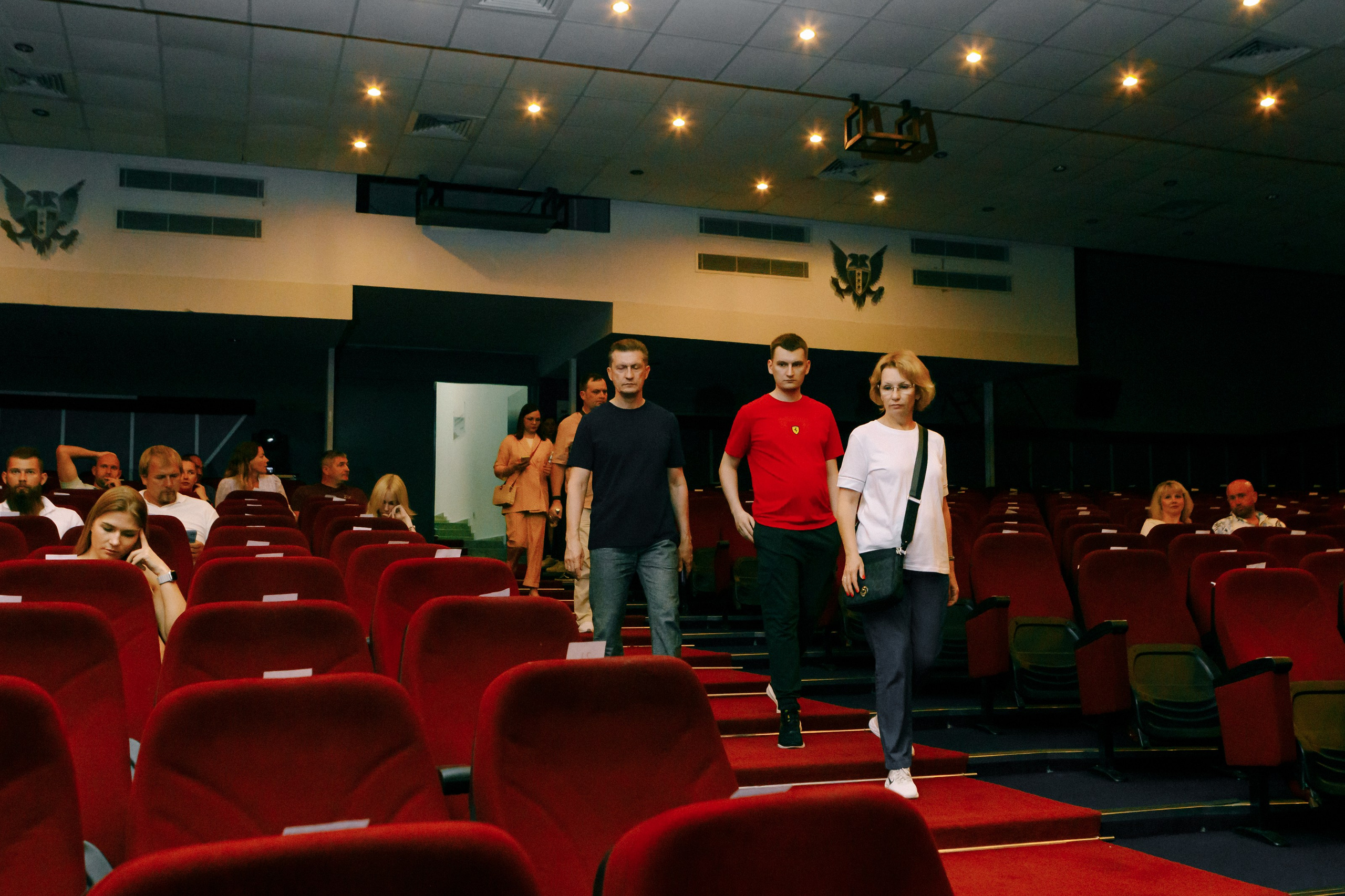 Stand Up. Photographer in Batumi, Georgia Pavel Sharnikov