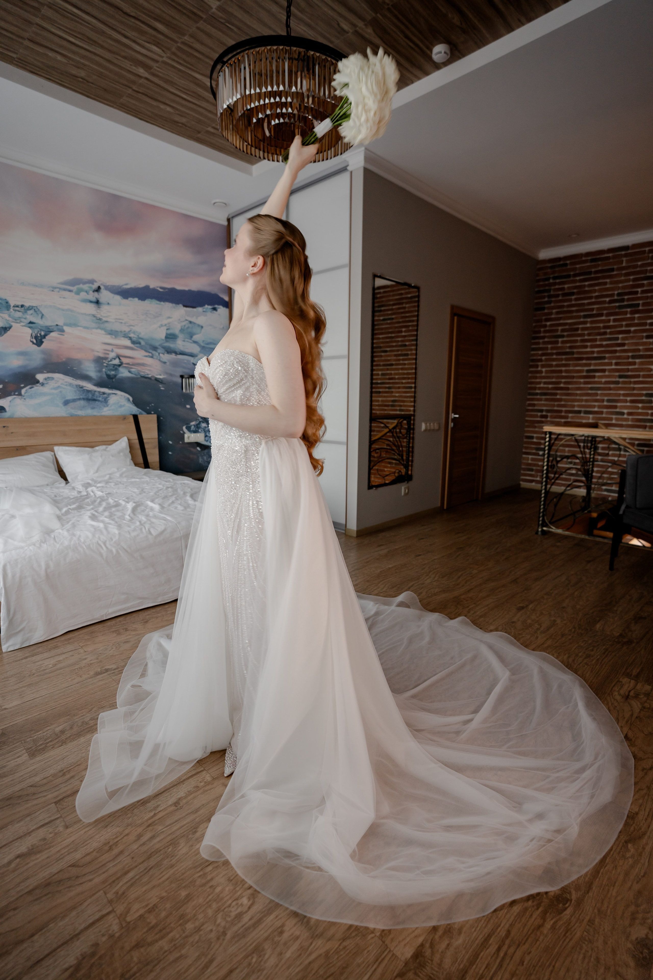 СВАДЕБНАЯ СЬЕМКА СБОРОВ В ОТЕЛЕ И ВЫЕЗД НА ЦЕРЕМОНИЮ (СНЯТО В СИБИРЕ В НИЖНЕВАРТОВСКЕ)М. Профессиональный фотограф, Санкт-Петербург — Виктория Богомолова