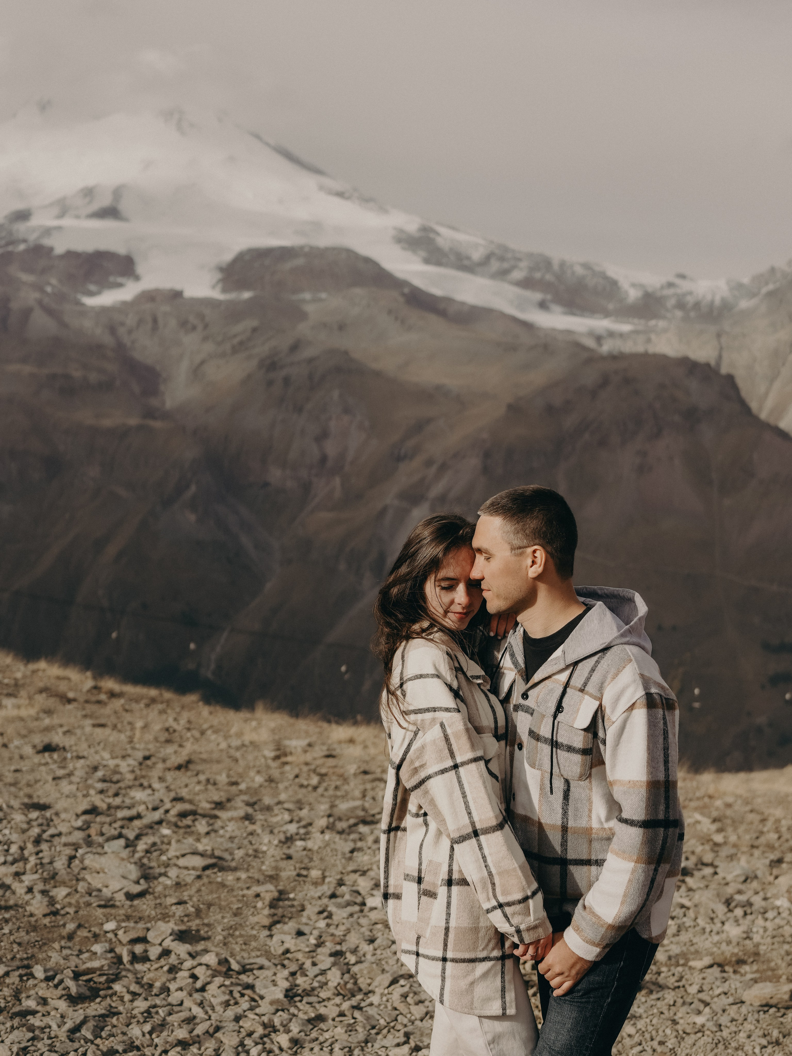 Съемка Love story (лавстори) Ирины и Максима. Свадебный фотограф Ирина Беляева Пятигорск|Кисловодск|Эльбрус|Домбай