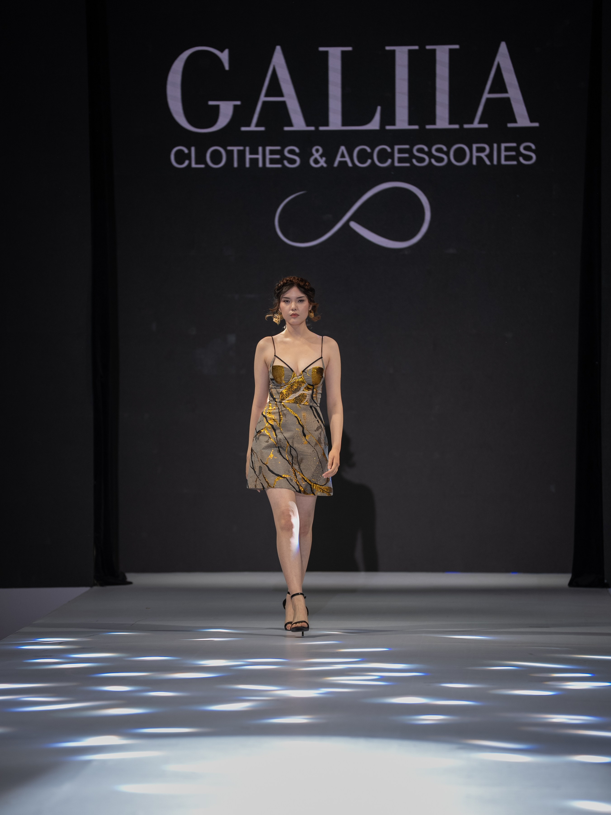 EURASIAN FASHION WEEK Galia. Сайт Алматинского НЮ АРТ, будуар и фэшн фотографа Дениса Карпенко