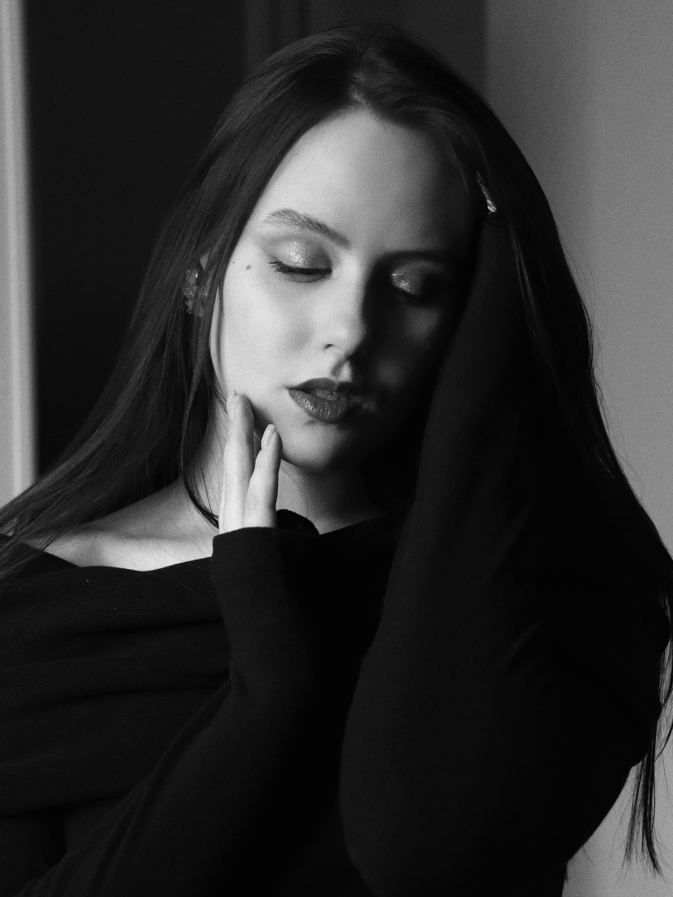 Женский портрет. Главная