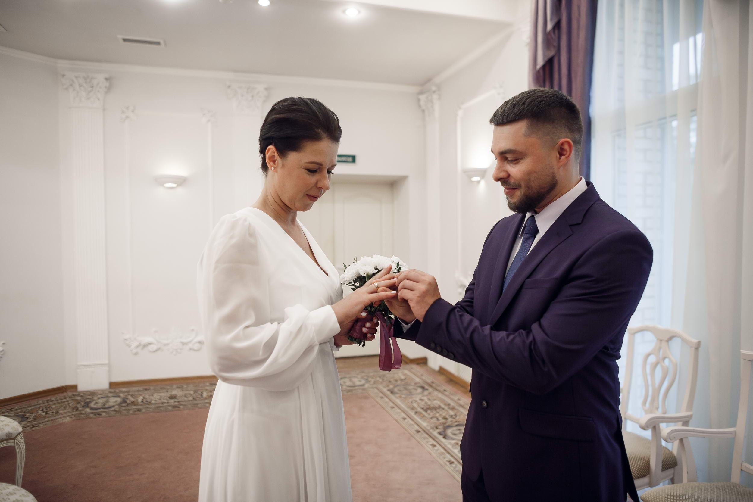 ЗАГС Колпинского района Санкт-Петербурга. Свадебный фотограф Игорь Брундасов 8PHOTO на свадьбу венчание загс СПб