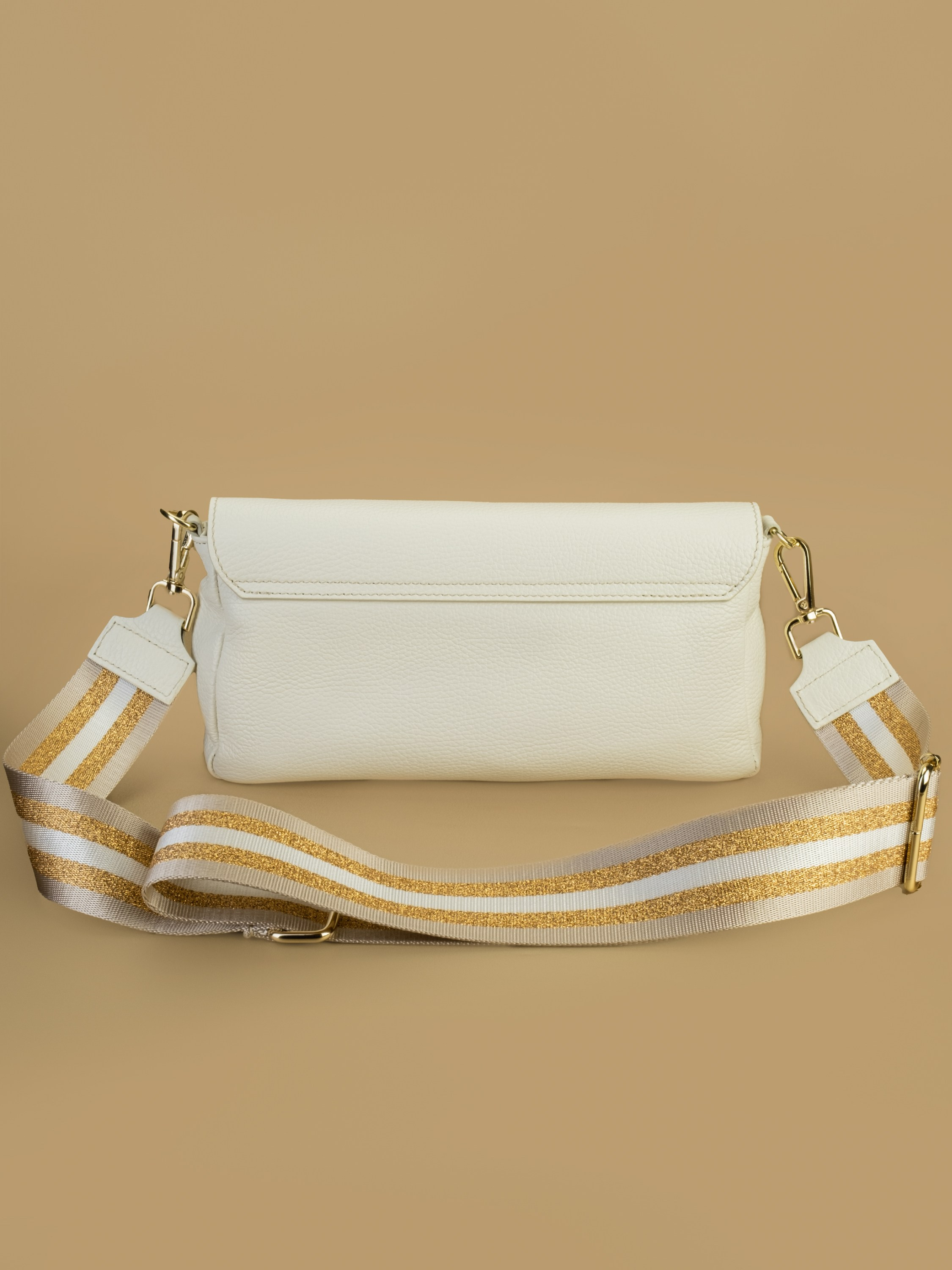 Имиджевая фотосессия для сумок. Предметный фотограф в Симферополе Антон Катунин