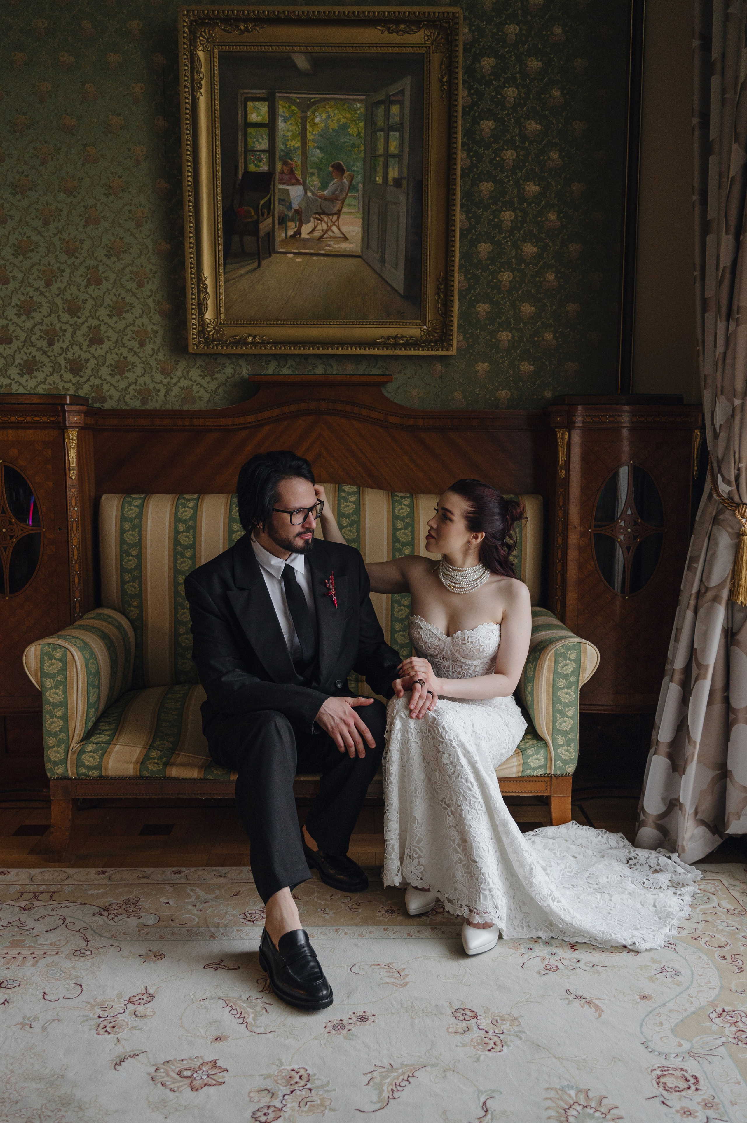 Денис и Анастасия. Метрополь и Особняк Спиридонова. Свадебный фотограф Москва и Санкт-Петербург. Анастасия Чудина