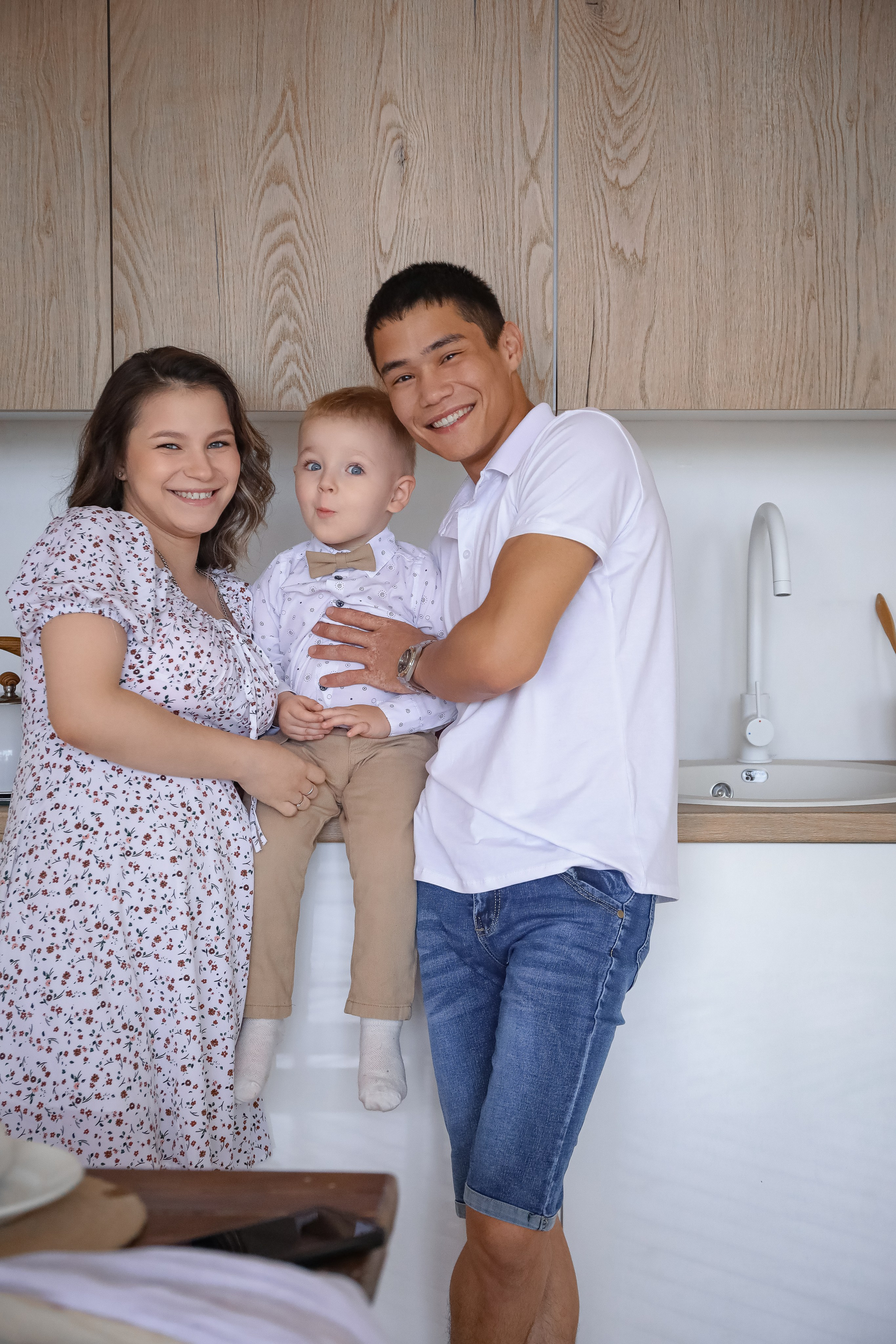 Роман, Алина и дети. Фотограф г. Хабаровск. Семейные и индивидуальные съёмки