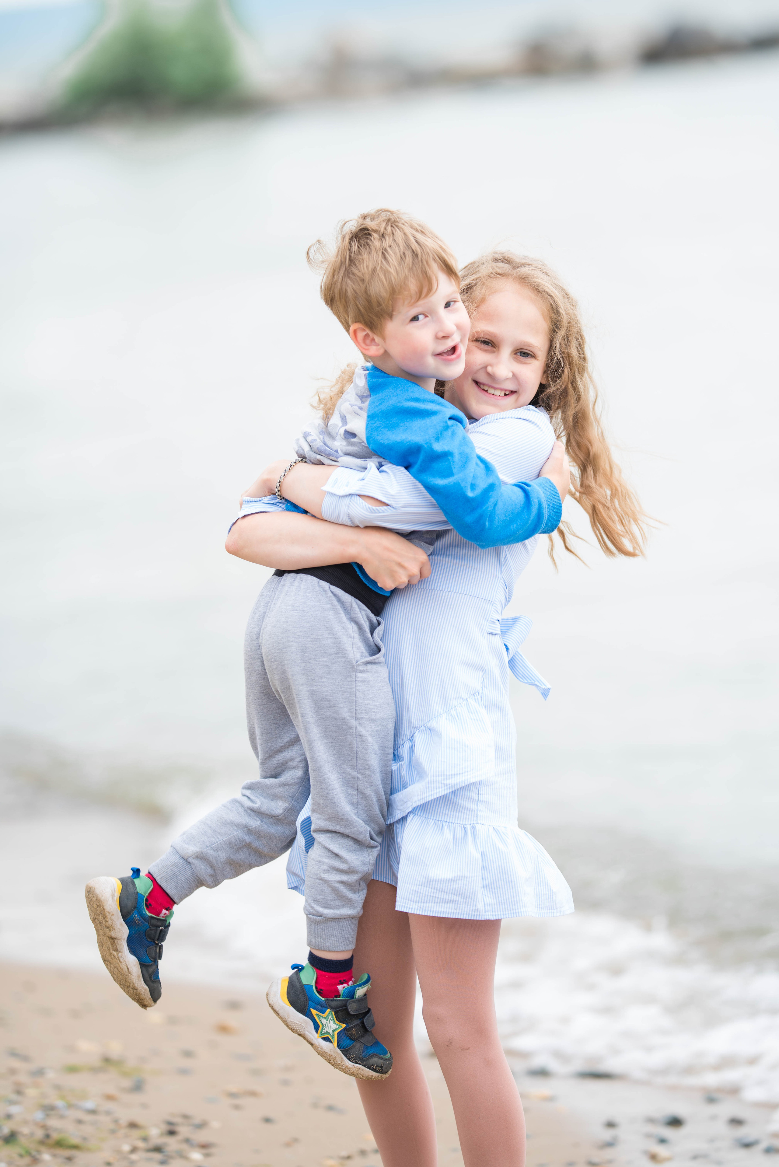 Отзывы о работе фотографа для школы и детского сада в Новосибирске. Выпускной альбом Новосибирск