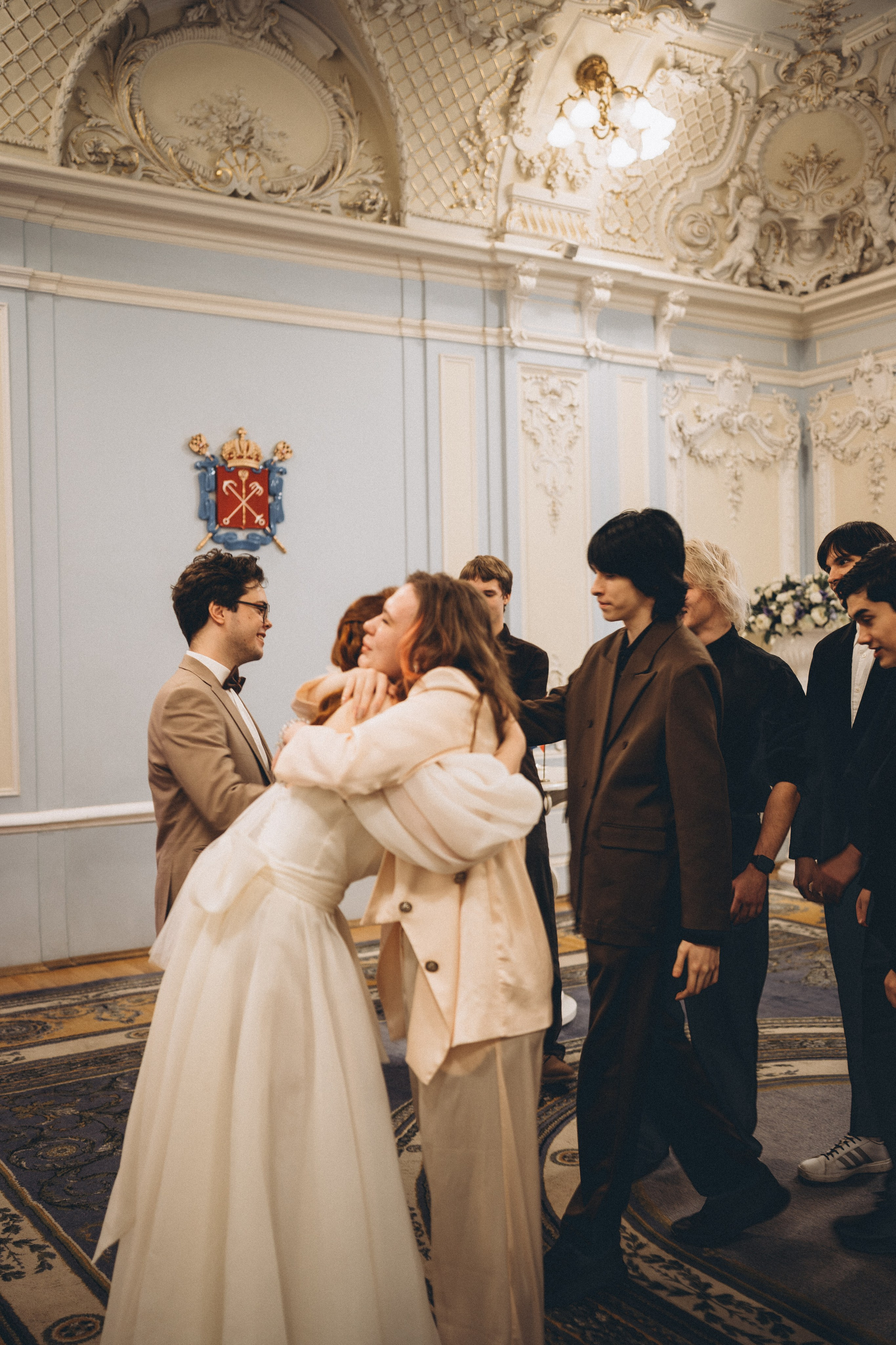 СВАДЕБНАЯ СЬЕМКА ВО ВТОРОМ ДВОРЦЕ С ГОСТЯМИ И ПРОГУЛКА В ТАВРИЧЕСКОМ САДУ. Профессиональный фотограф, Санкт-Петербург — Виктория Богомолова