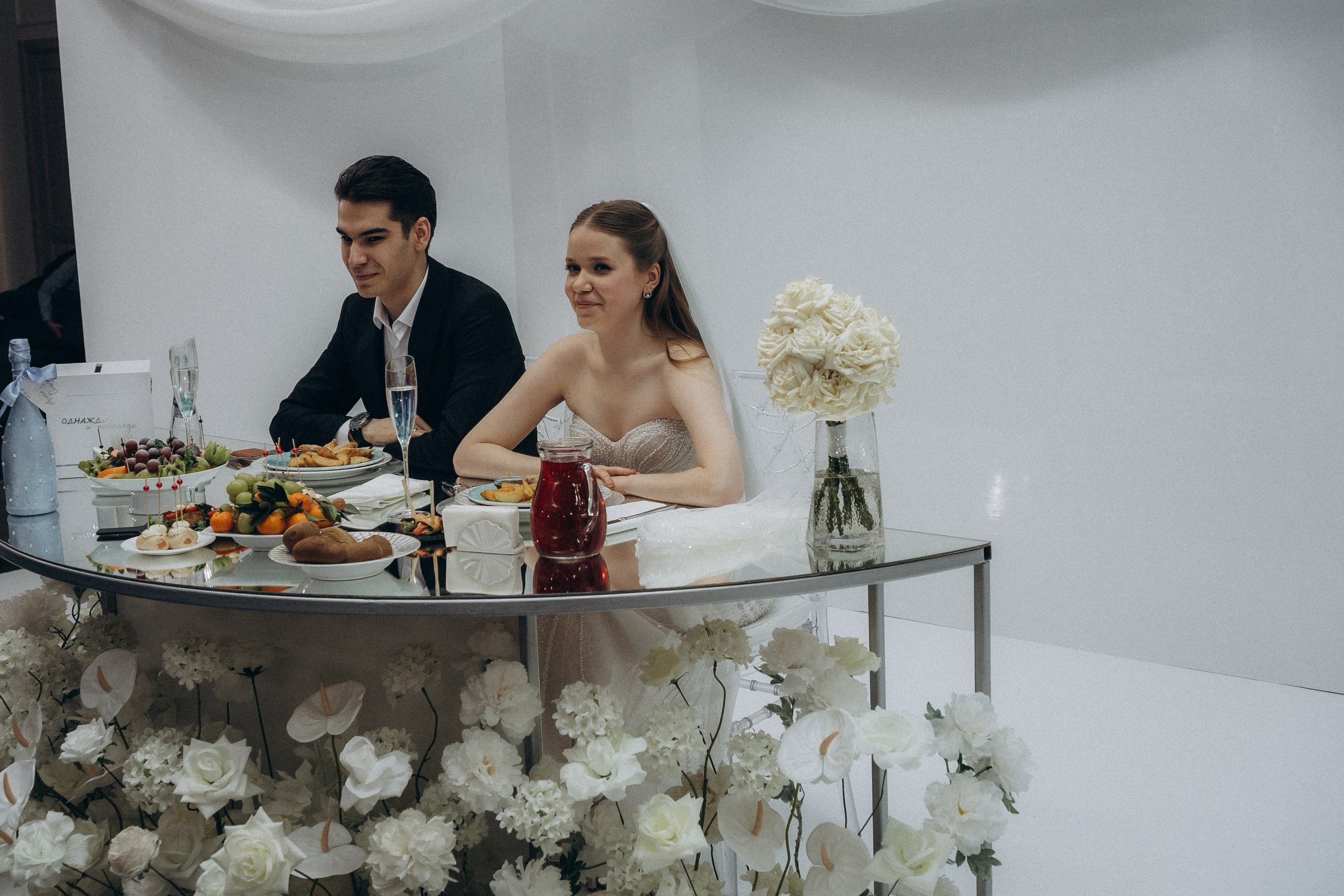 СЬЕМКА СВАДЕБНОГО БАНКЕТА (СНЯТО В СИБИРЕ В НИЖНЕВАРТОВСКЕ). Профессиональный фотограф, Санкт-Петербург — Виктория Богомолова