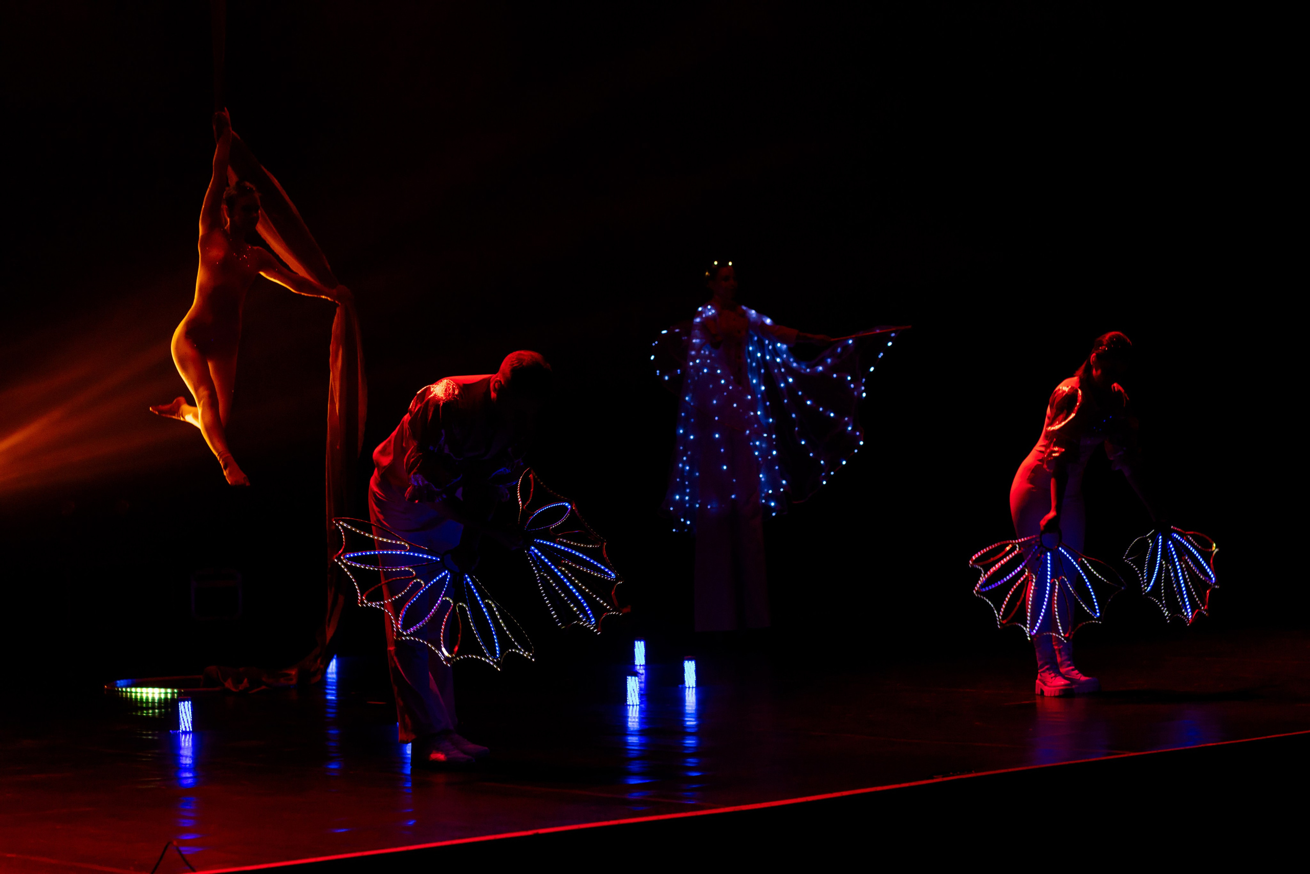 РЕПОРТАЖ: НОВЫЙ ГОД В ДК МЕТАЛЛУРГ. Профессиональный фотограф в Ижевске Леша Петров