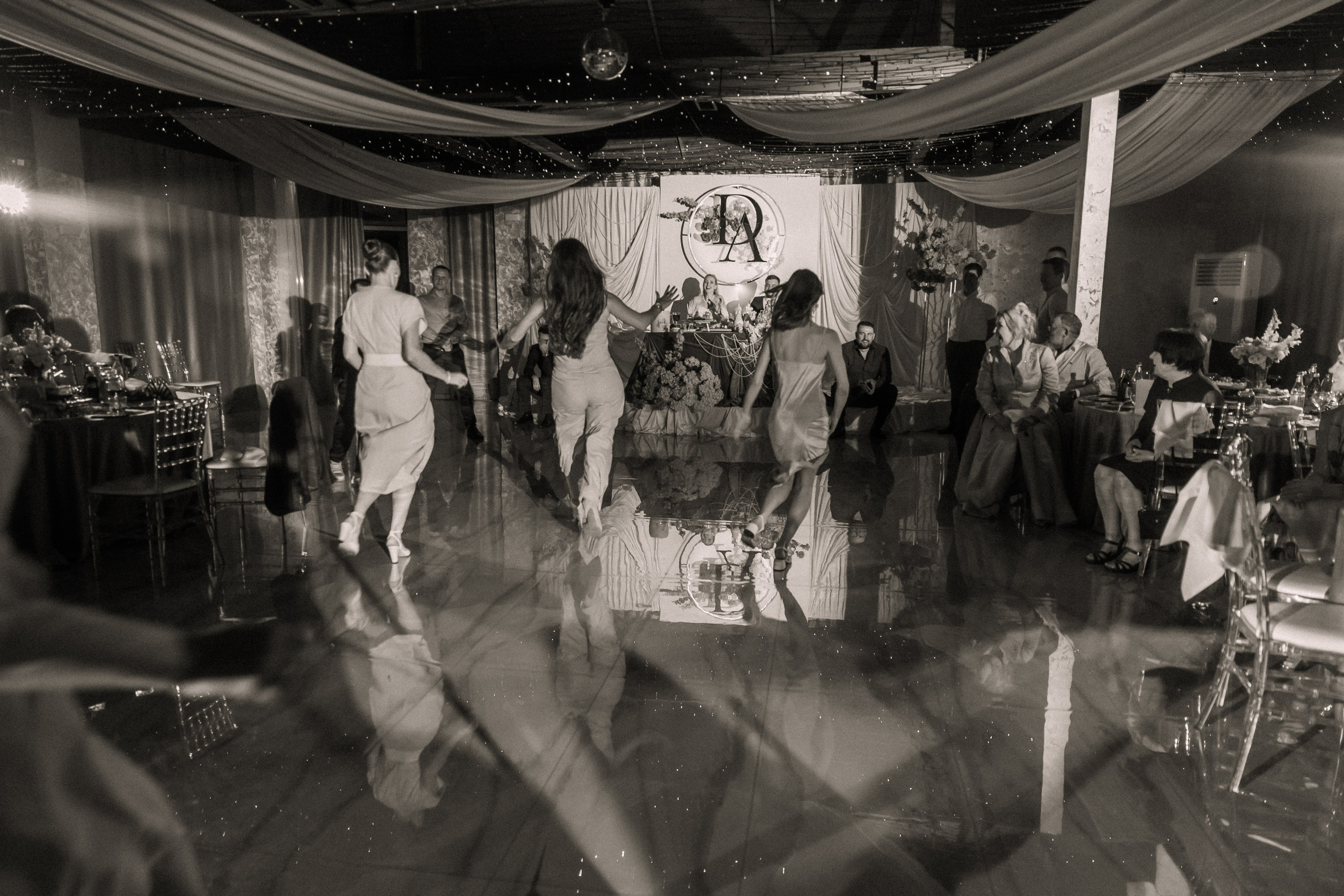 Даниил и Алина. Вечер любви. Свадебная фотография. Арина Рубах