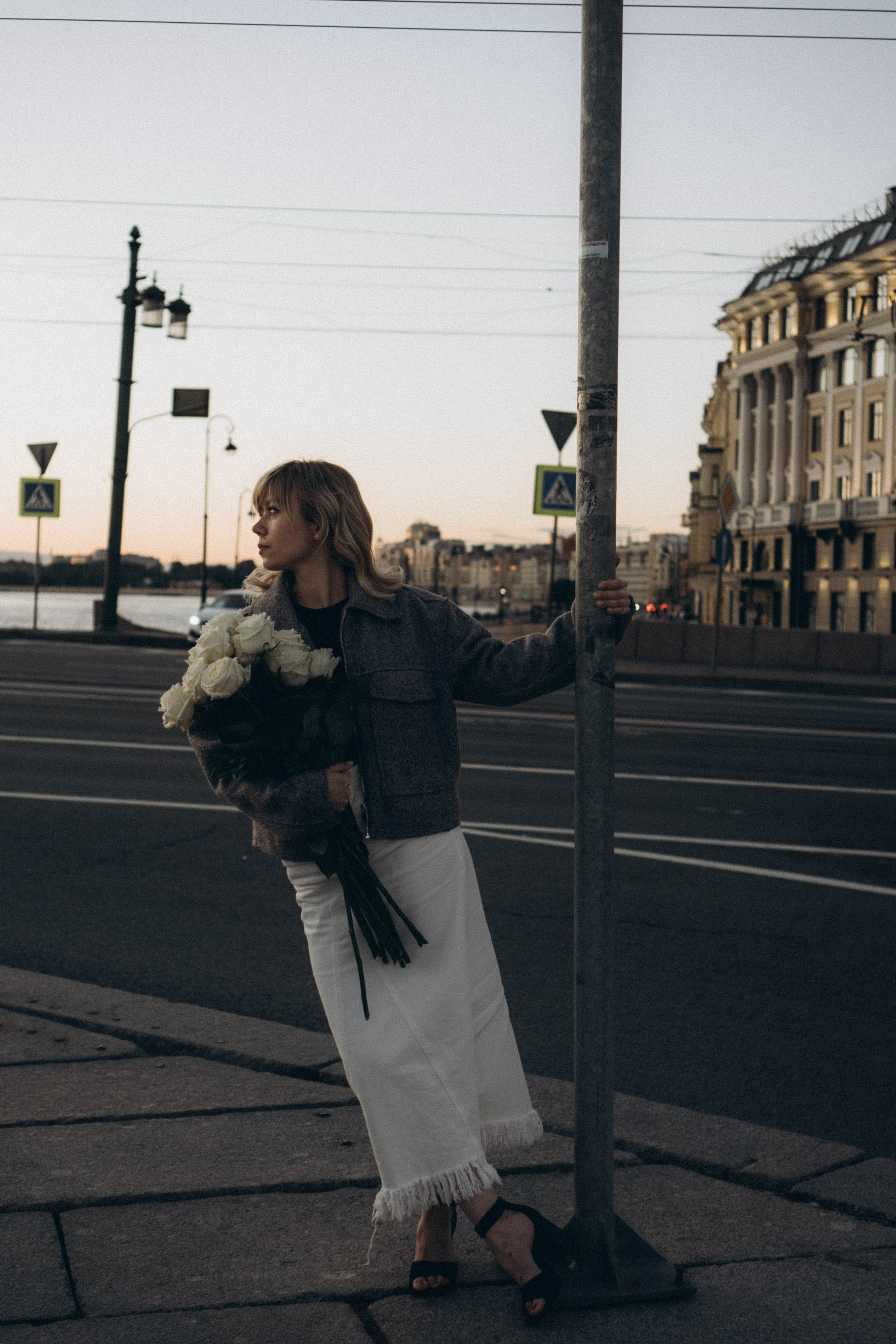 ПРОГУЛКА ПО ГОРОДУ В БЕЛЫЕ НОЧИ (другой вариант). Профессиональный фотограф, Санкт-Петербург — Виктория Богомолова