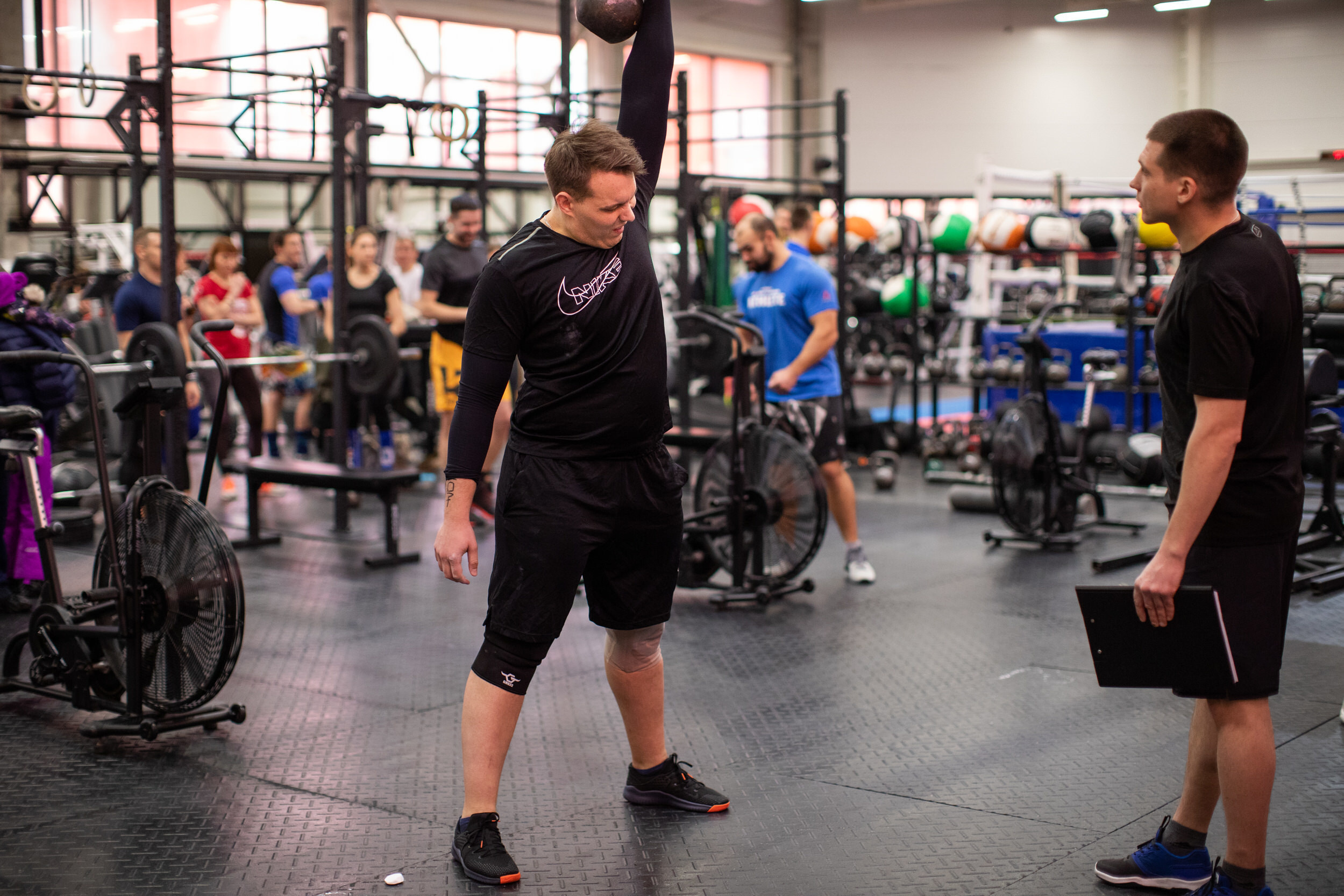 Фотограф на турнир по кросс-фиту. Контент для бизнеса в Екатеринбурге Полдень Медиа