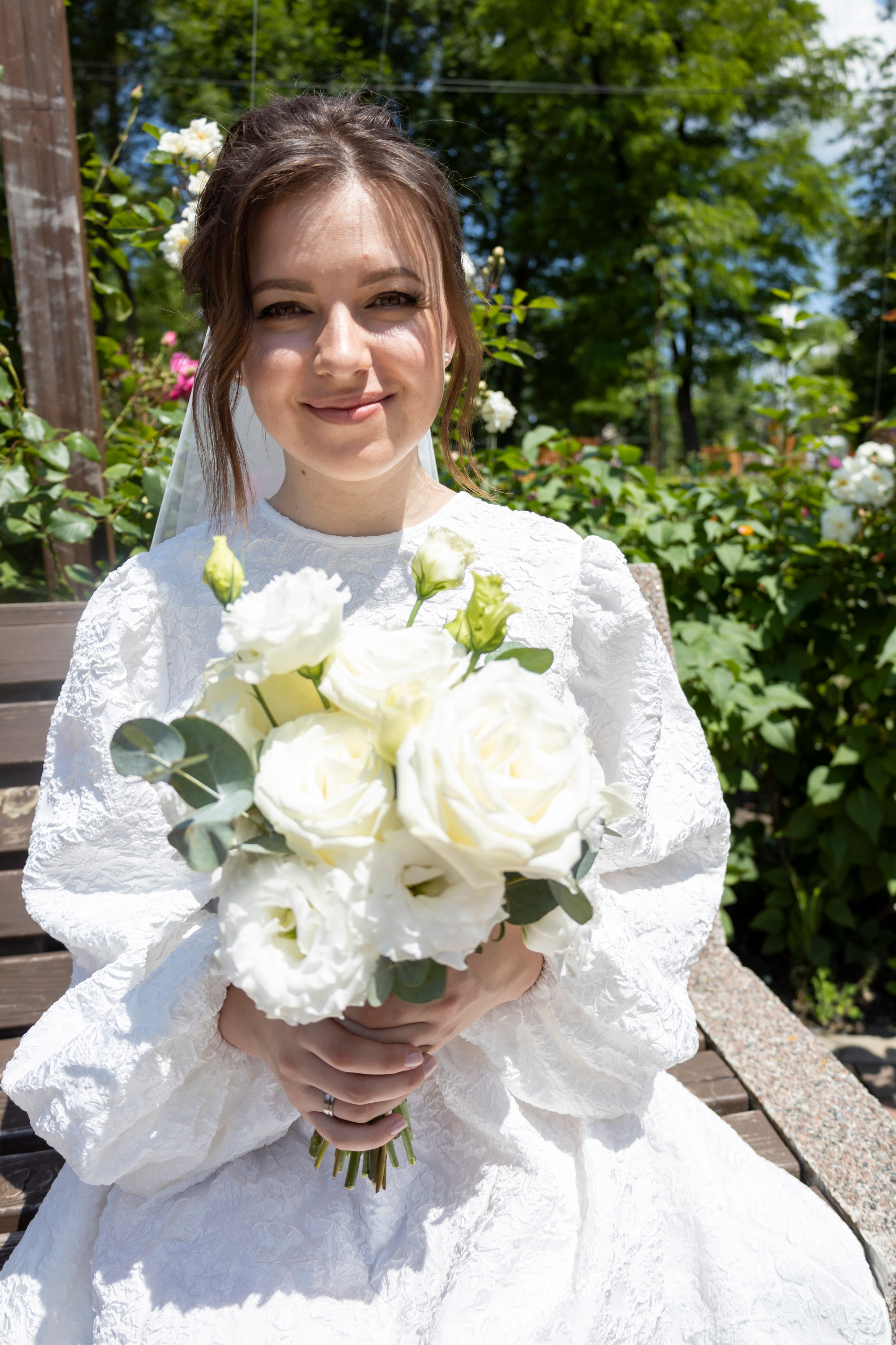 Елизавета и Павел. Свадебные «живые» фото с прогулки. г. Новошахтинск. Свадебный фотограф ростовская область