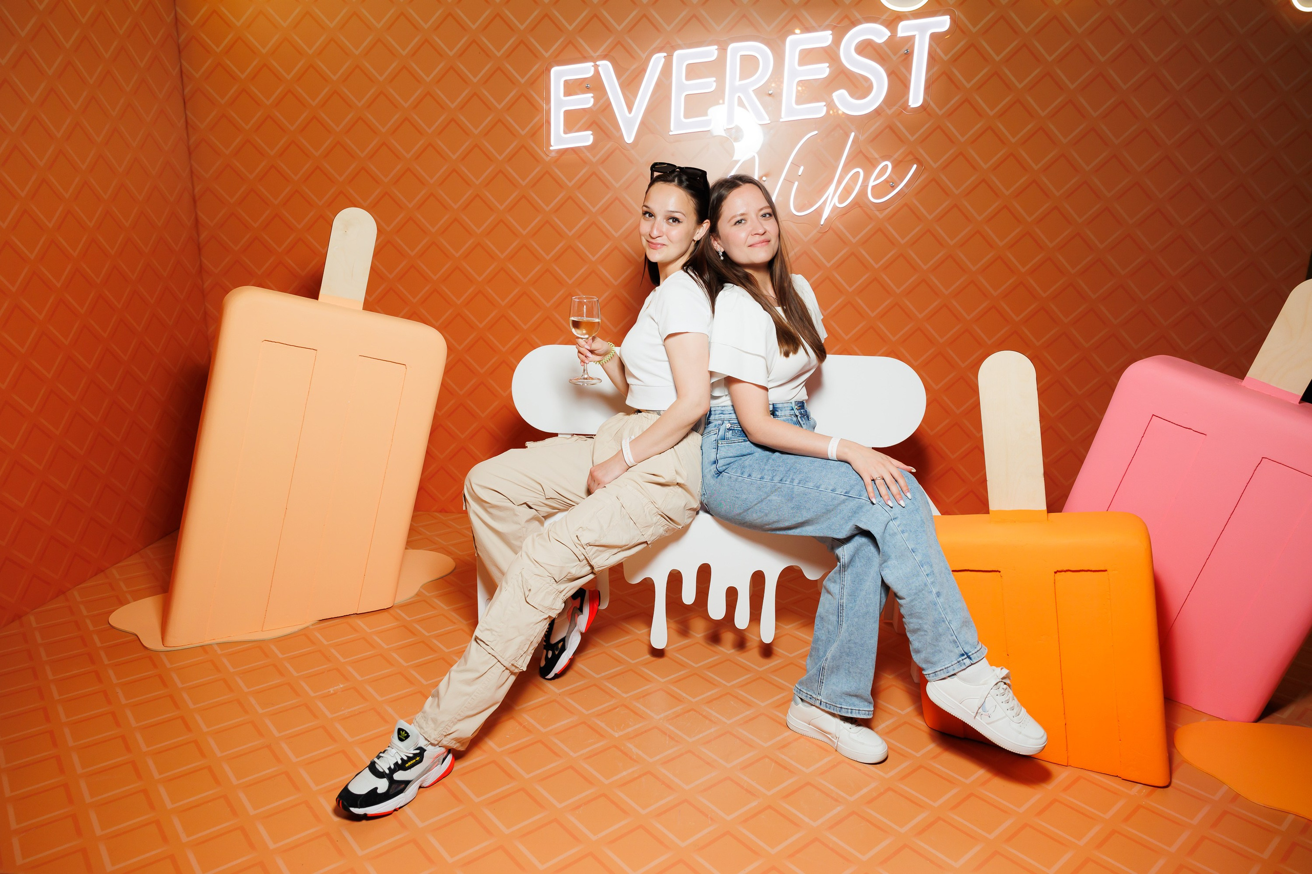 EVEREST VIBE good vibes only 16.08.2023. EVEREST PHOTO REPORT