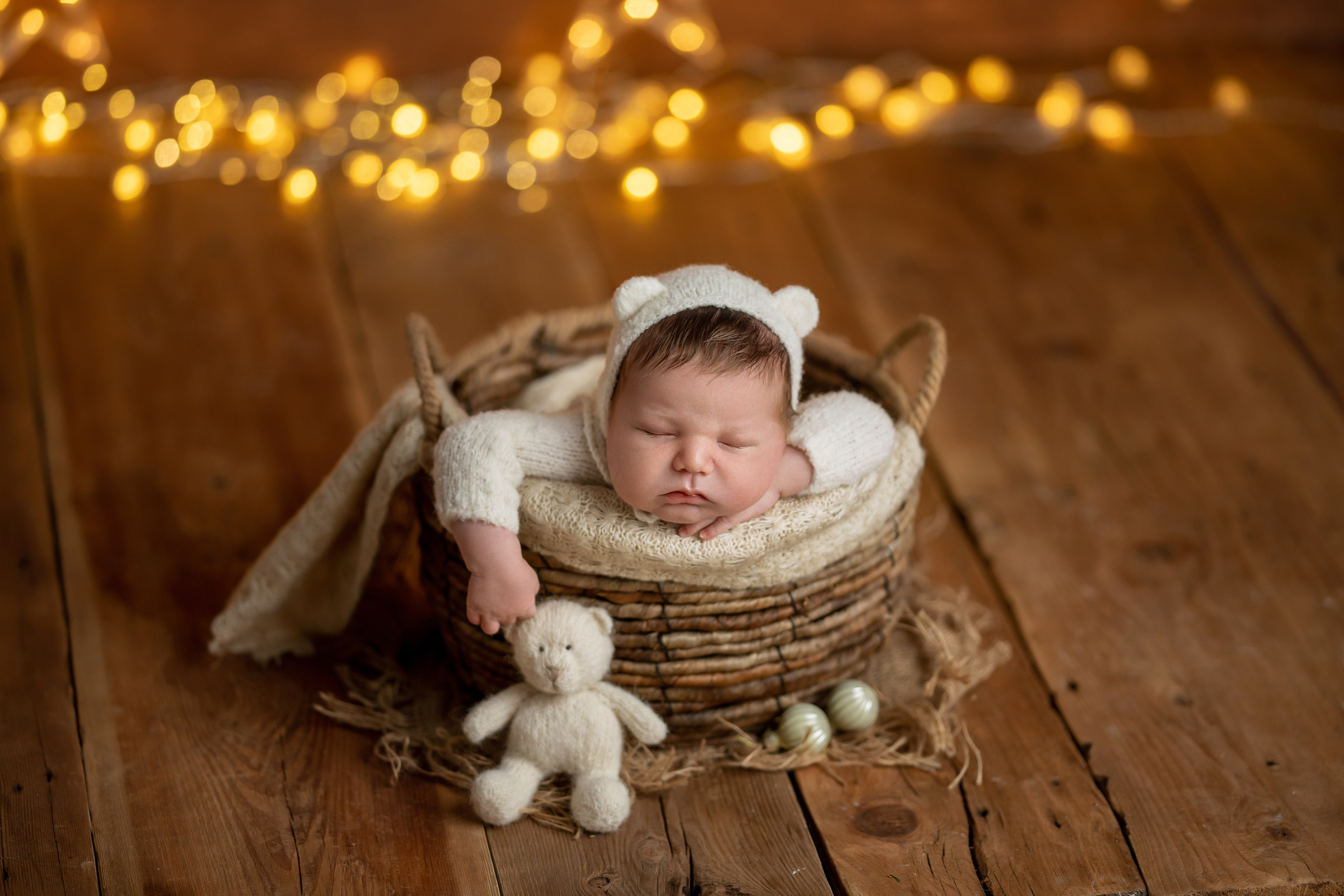 Newborn. Творческая команда Ульяшевы, свадебная и семейная фотография. Кахахста