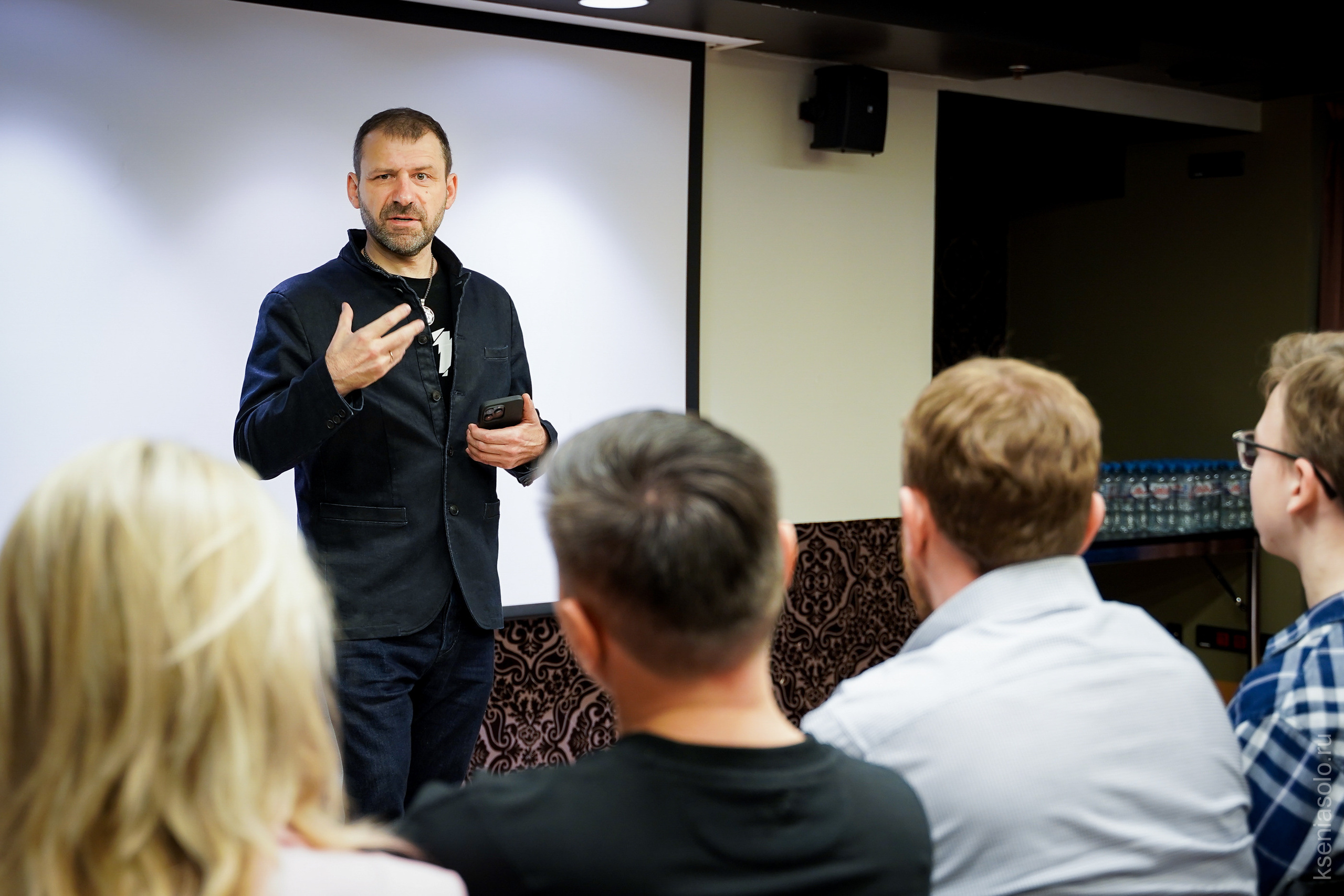 Игорь Рыбаков, инфорбизнес, бизнес портрет, х10