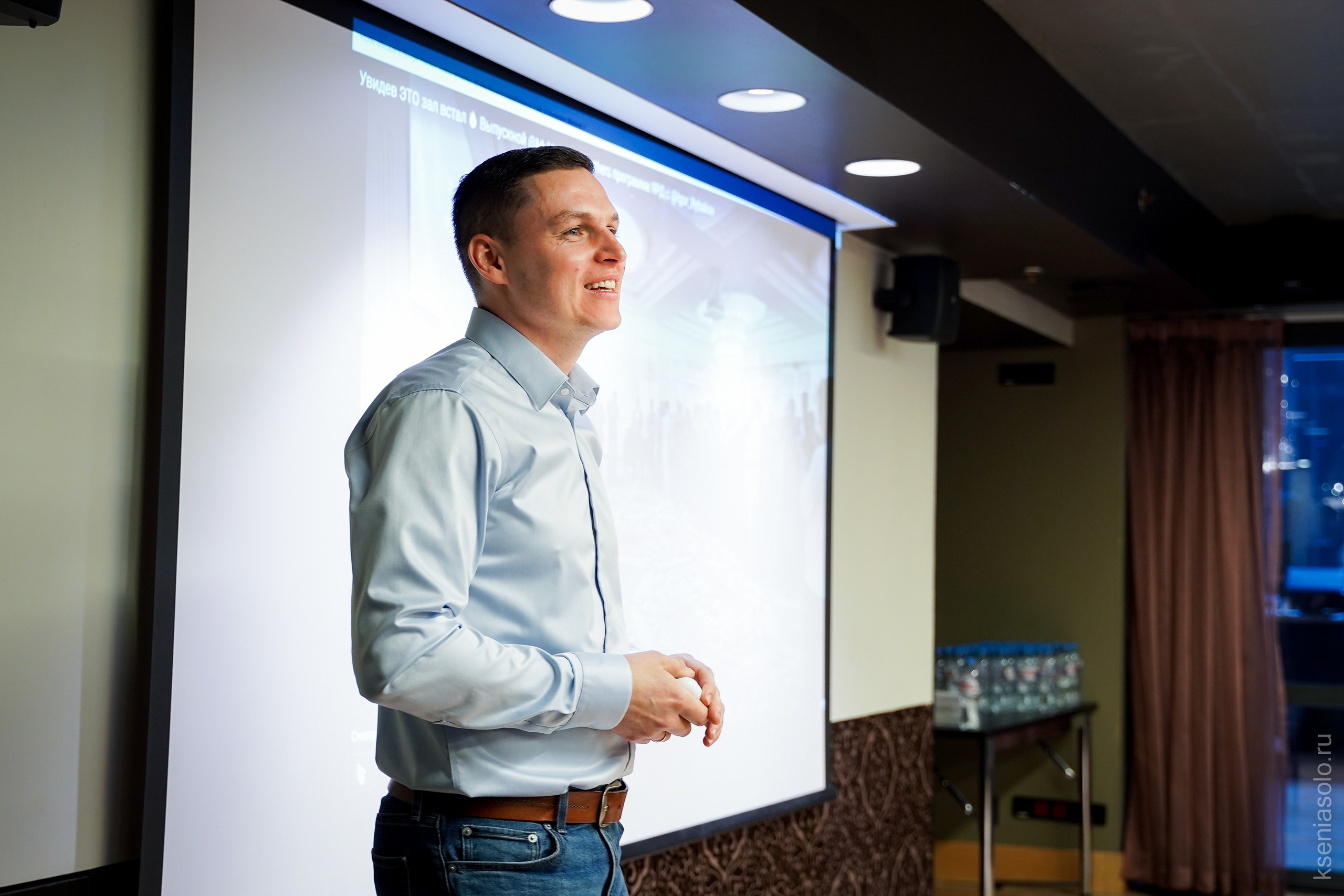 Завтрак с Игорем Рыбаковым. Фотограф Ксения Соло