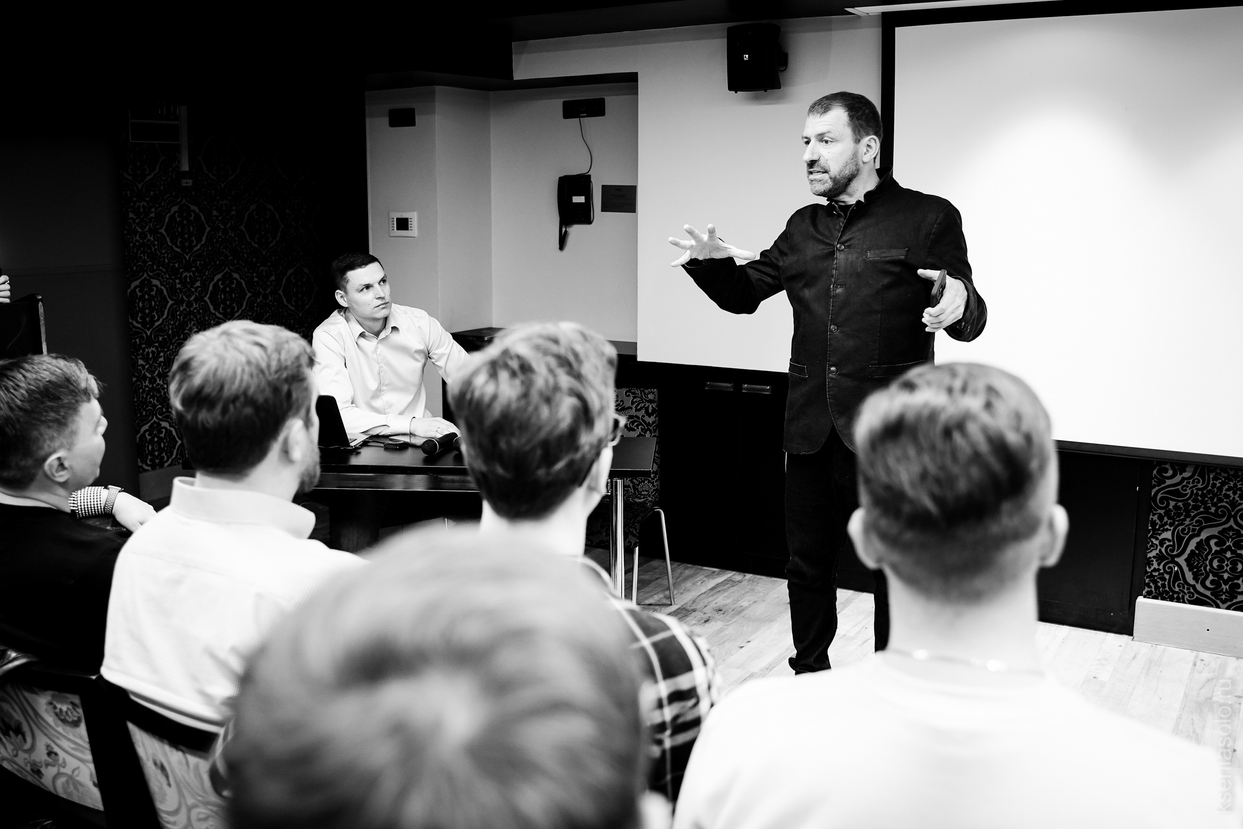 Игорь Рыбаков, инфорбизнес, бизнес портрет, х10