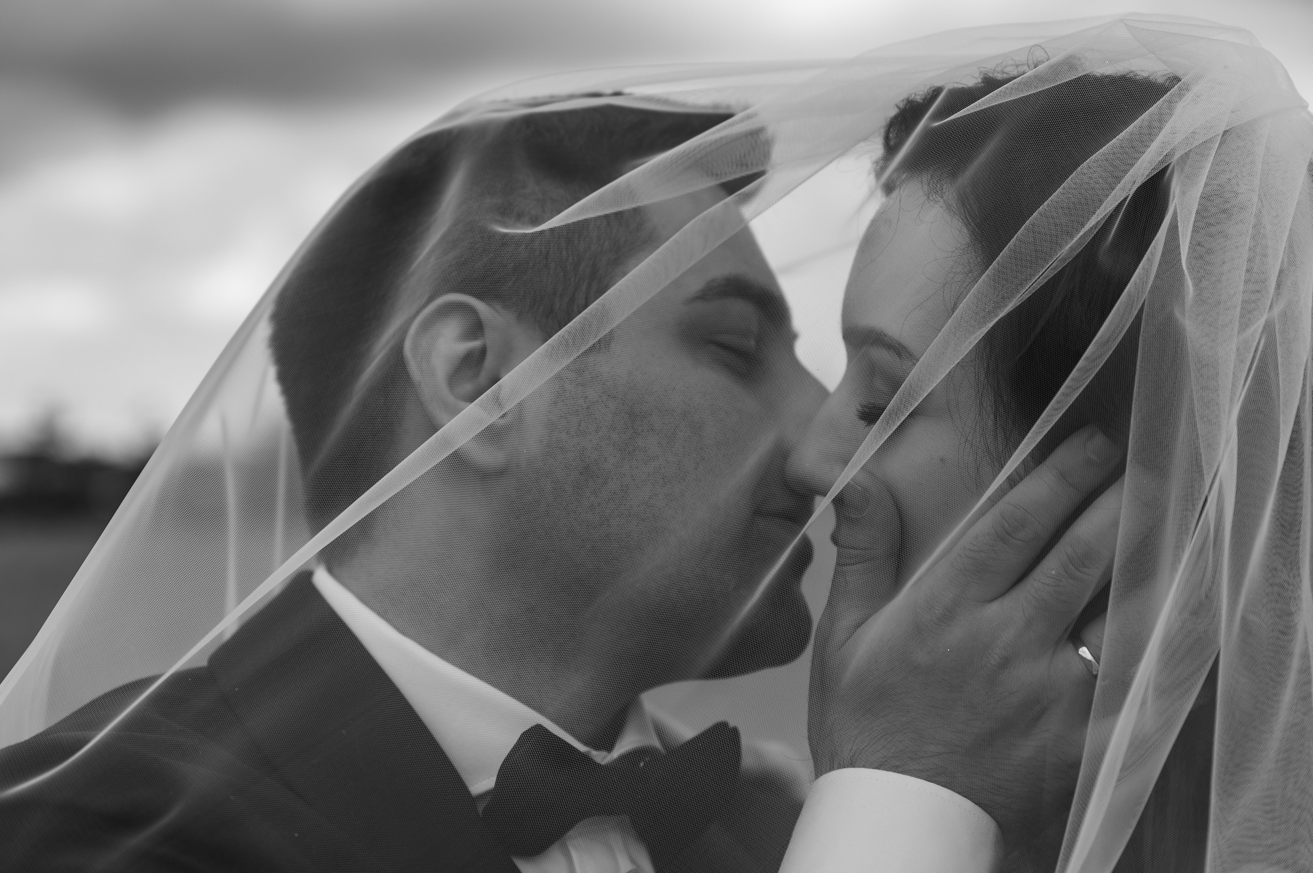 Свадебная фотосессия парк-отель Петрухино-клуб. Свадебный фотограф Москва Юрий Кульман