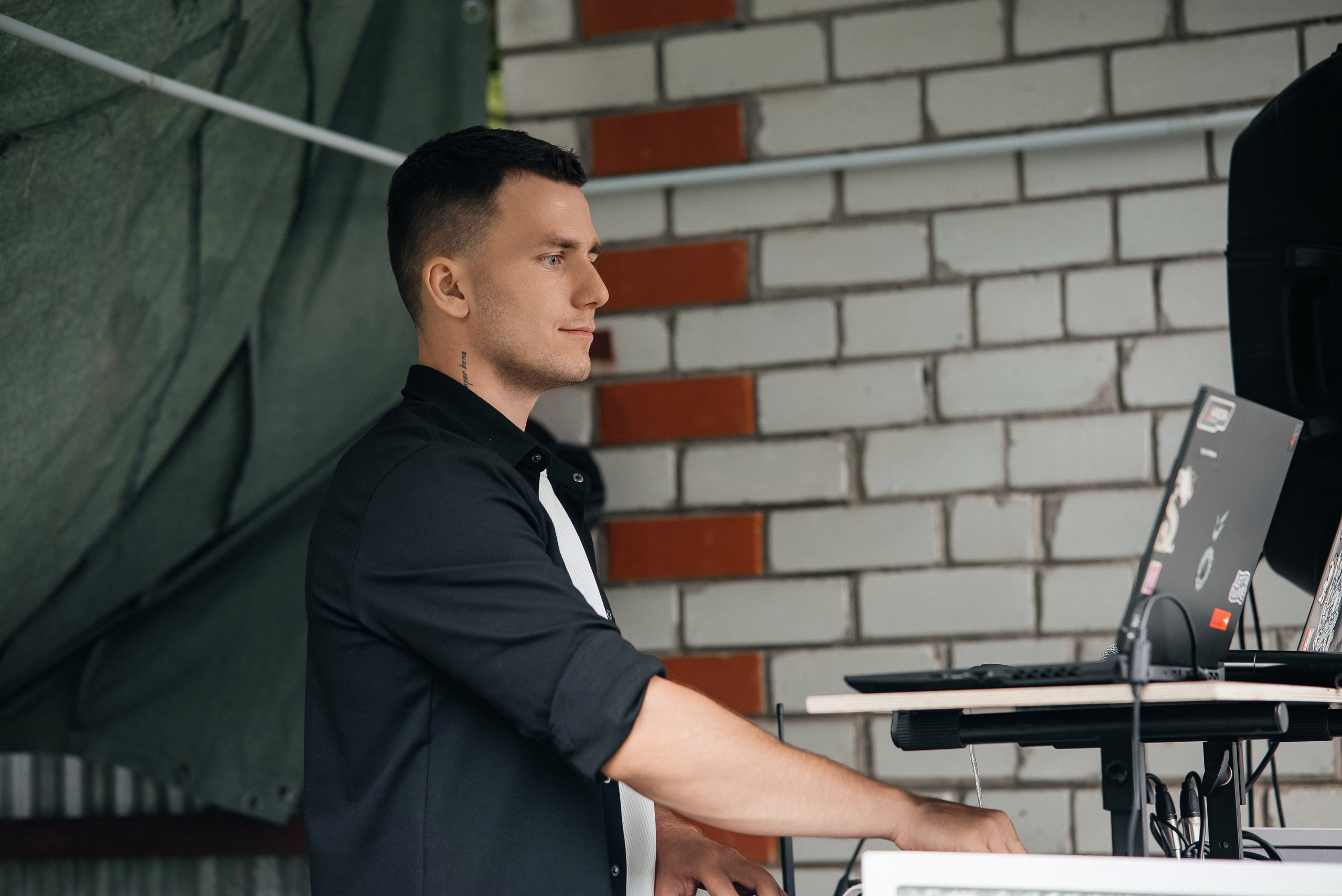 «Свадьба Даши и Артема». Школьный фотограф в Валуйках. Фотосессии для выпускников и изготовление выпускных альбомов в городе Валуйки и в Белгородской области