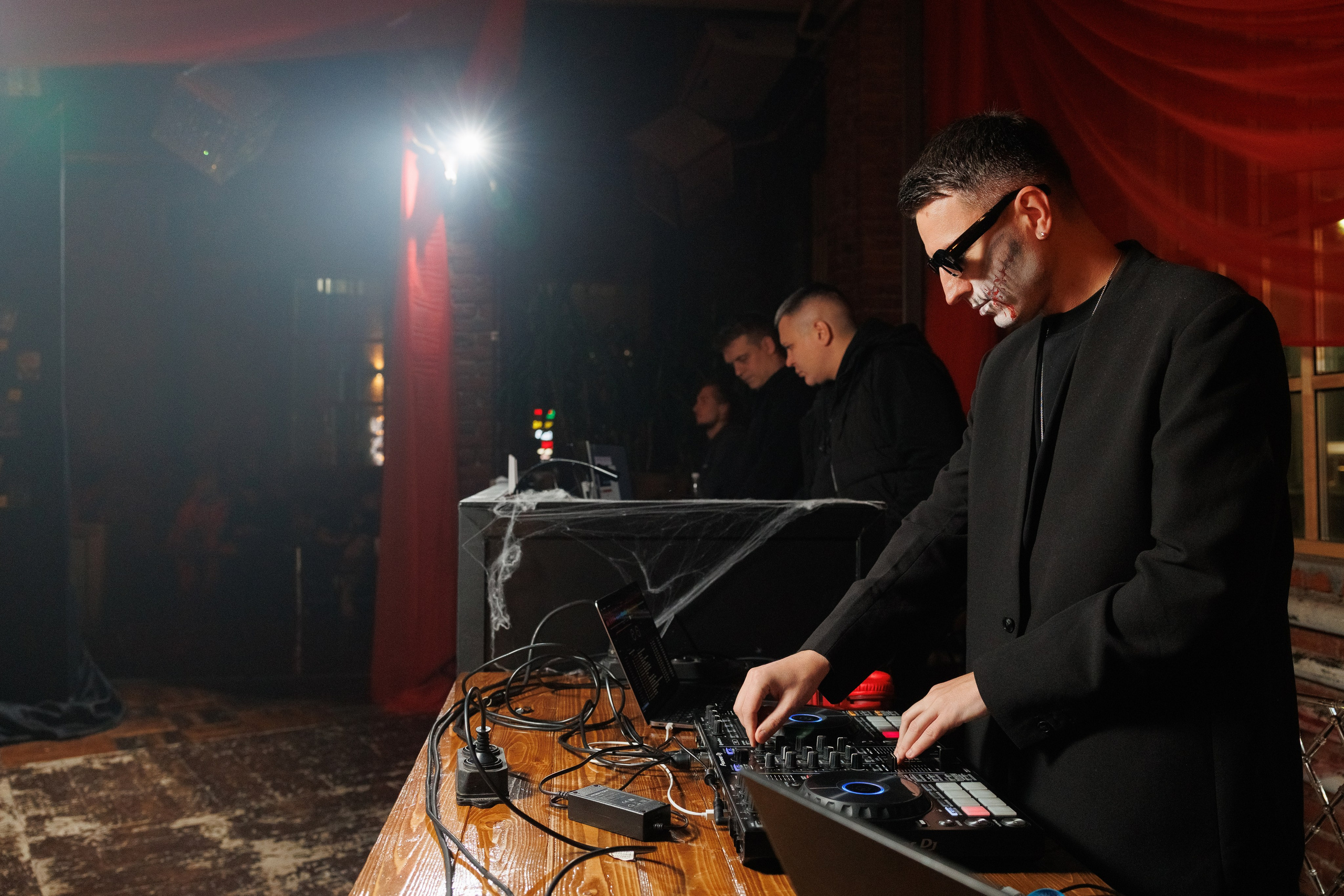 Корпоратив в стиле HALLOWEEN. Репортажный фотограф Ольга Кочетова в Москве