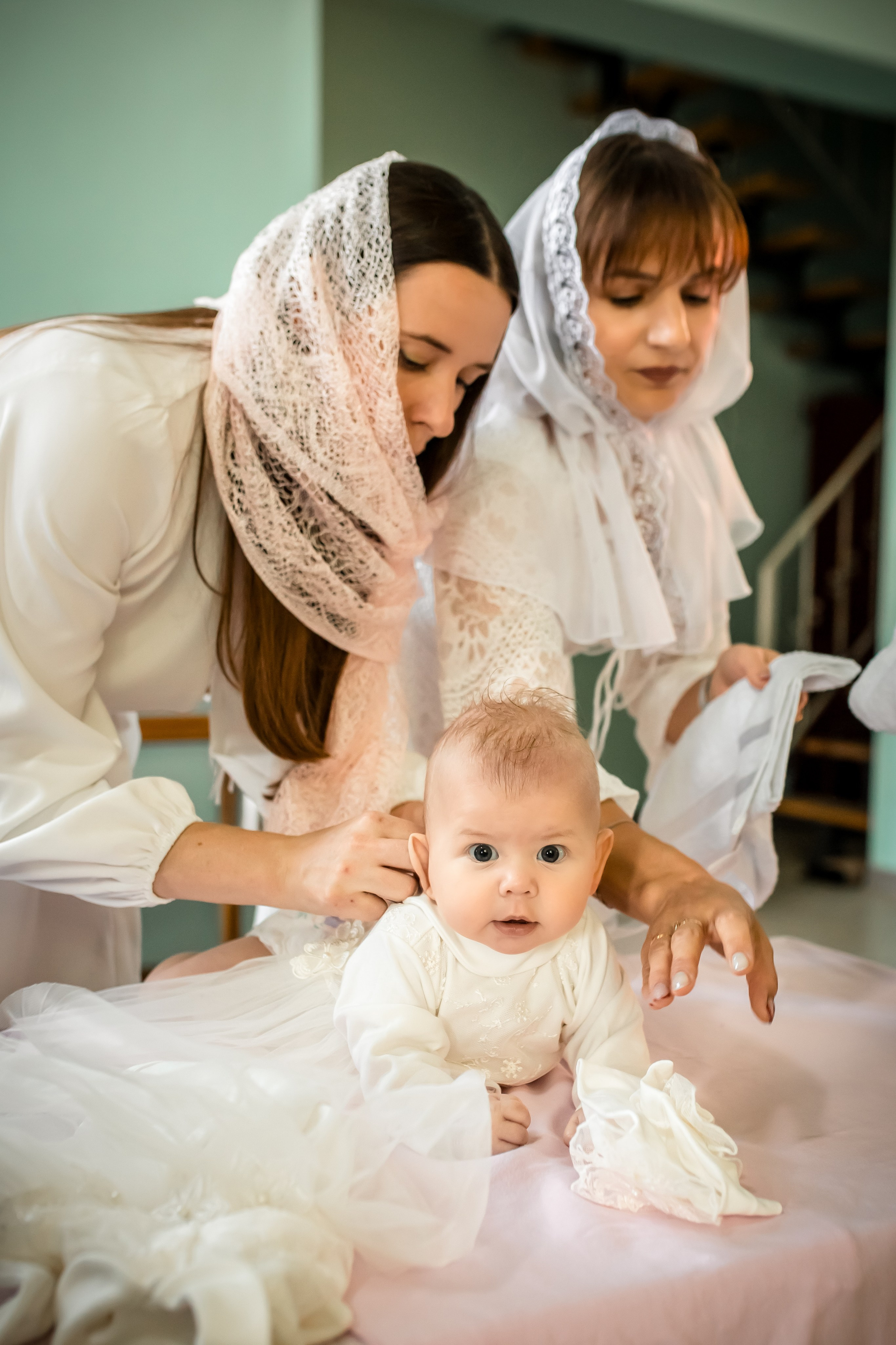 Крещение Милании и Эмилии