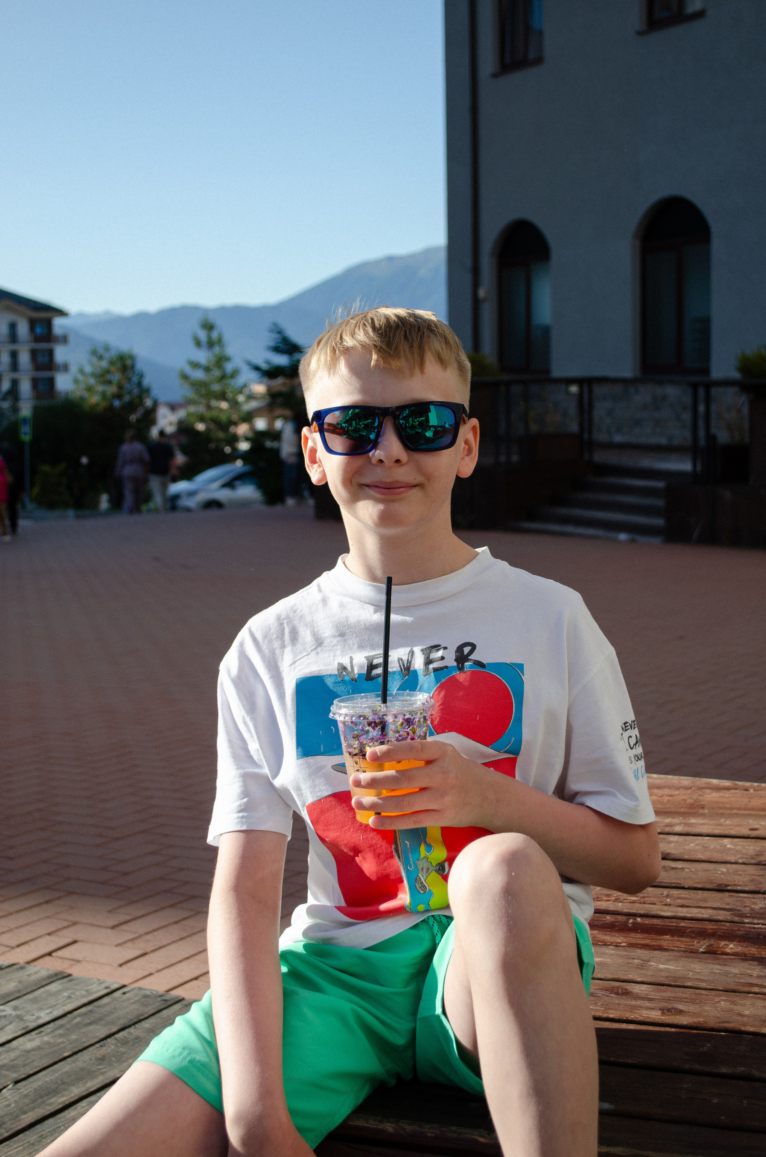 Папа и сын. Фотограф