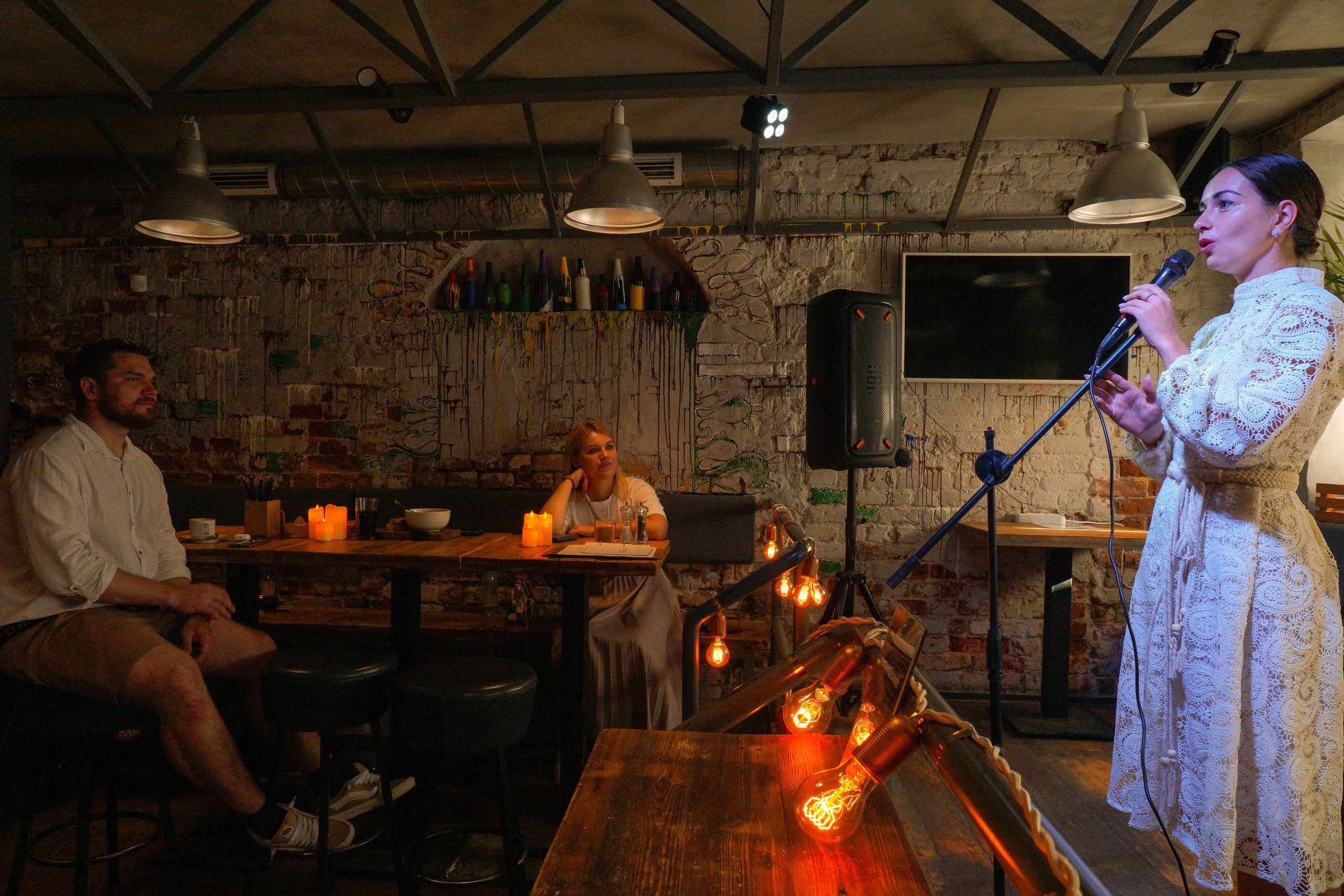 Поэтический вечер. Фотограф