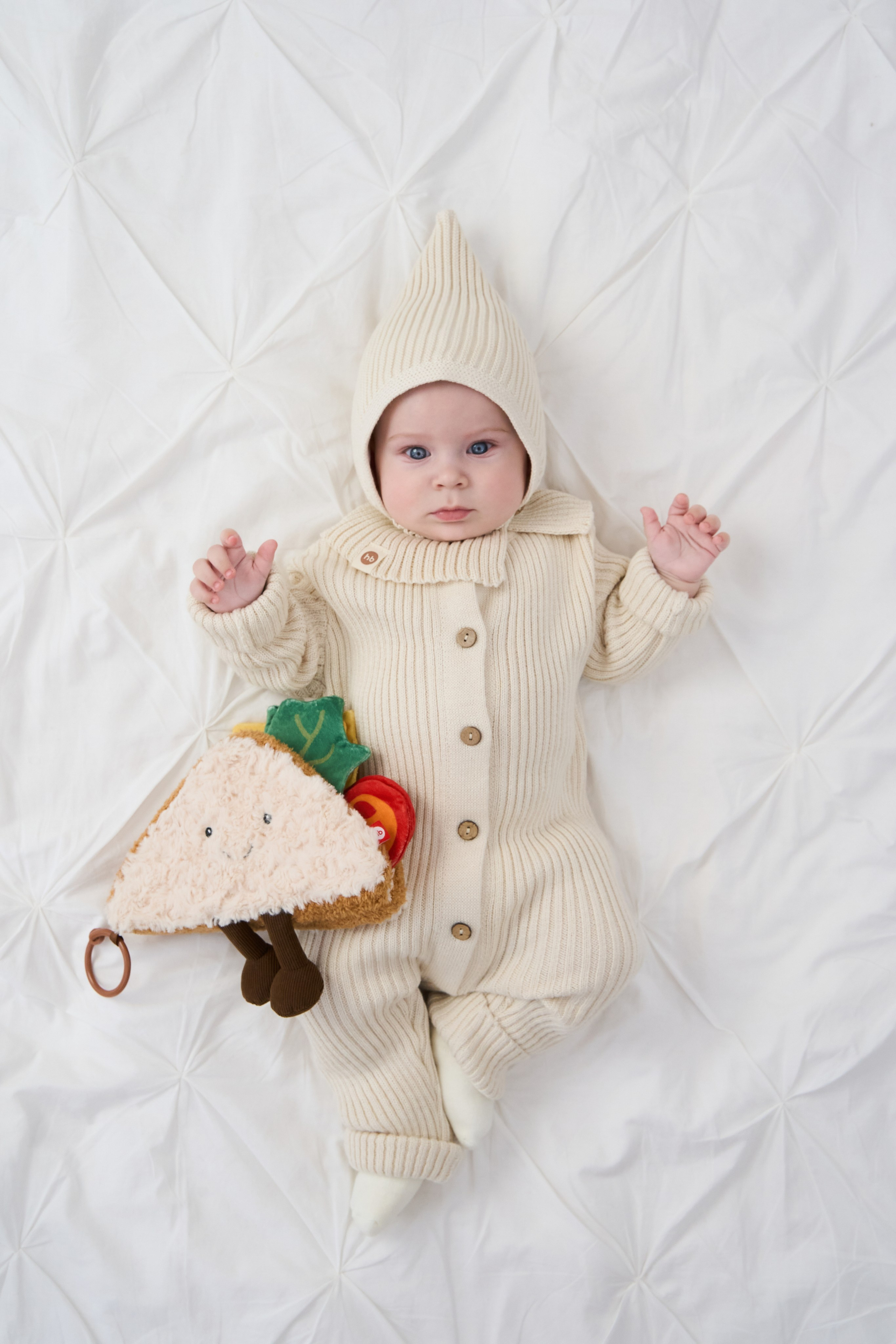 "Профессиональная детская фотосъемка для семейных портретов и воспоминаний""Высококачественная детская съемка новорожденных и малышей в студии""Рекламная детская фотосъемка для альбомов и подарков""Студийная детская съемка с креативными декорациями и позами""Коммерческая детская фотосъемка для маркетинга детских товаров""Фотография детской съемки с акцентом на эмоции и улыбки""Семейная детская съемка для портфолио и социальных сетей""Профессиональная детская фотосъемка с мягким освещением""Рекламные фото детской съемки для сайтов и брошюр""Высокоточная детская съемка для воспоминаний и презентаций""Детская фотосъемка высокого разрешения для семейных альбомов""Коммерческая детская съемка с фокусом на радость и развитие""Студийная фотосъемка детской съемки для брендов и маркетинга""Фотографии детской съемки для подарков и увеличения клиентов""Профессиональная детская съемка для каталогов и семейных историй" "Профессиональная каталожная фотосъемка товаров для e-commerce и интернет-магазинов""Высококачественная каталожная съемка одежды и аксессуаров с белым фоном""Рекламная каталожная фотосъемка для маркетинга продуктов и брендов""Студийная каталожная съемка с детальной проработкой текстур и материалов""Коммерческая каталожная фотосъемка для каталогов и онлайн-платформ""Фотография каталожной съемки с акцентом на дизайн и презентацию товаров""Предметная каталожная съемка для увеличения продаж в e-commerce""Профессиональная каталожная фотосъемка с использованием студийного освещения""Рекламные фото каталожной съемки для сайтов и социальных сетей""Высокоточная каталожная съемка товаров для презентаций и брошюр""Каталожная фотосъемка высокого разрешения для онлайн-магазинов""Коммерческая каталожная съемка с фокусом на качество и детализацию""Студийная каталожная фотосъемка для брендов и ритейла""Фотографии каталожной съемки для маркетинговых кампаний""Профессиональная каталожная съемка для каталогов и увеличения конверсии"