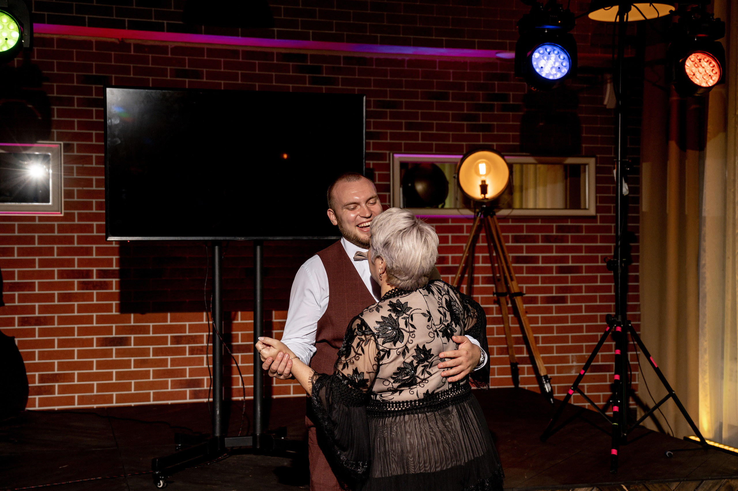 Свадебная фотосессия. Свадебный и Семейный фотограф в Абакане, Красноярске