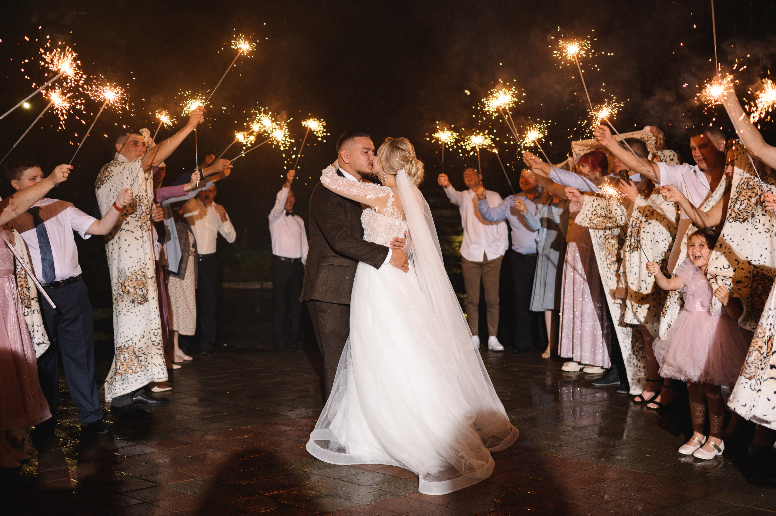Съемка свадеб. Свадебный и Семейный фотограф в Абакане, Красноярске
