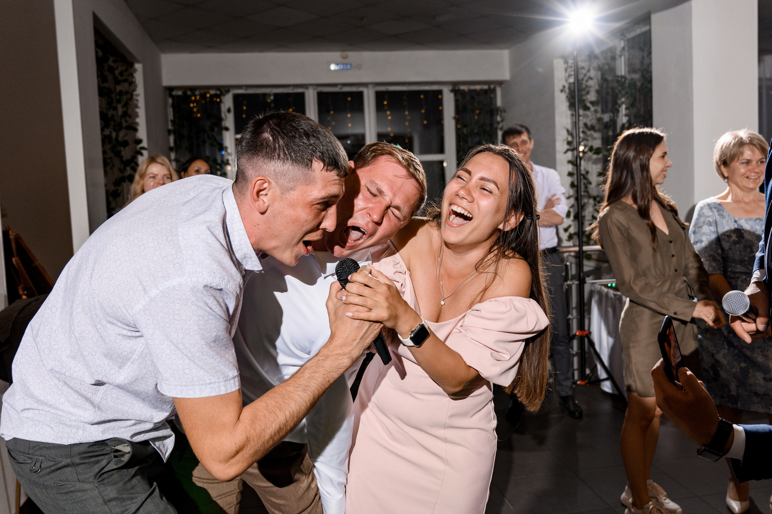 Съемка свадеб. Свадебный и Семейный фотограф в Абакане, Красноярске