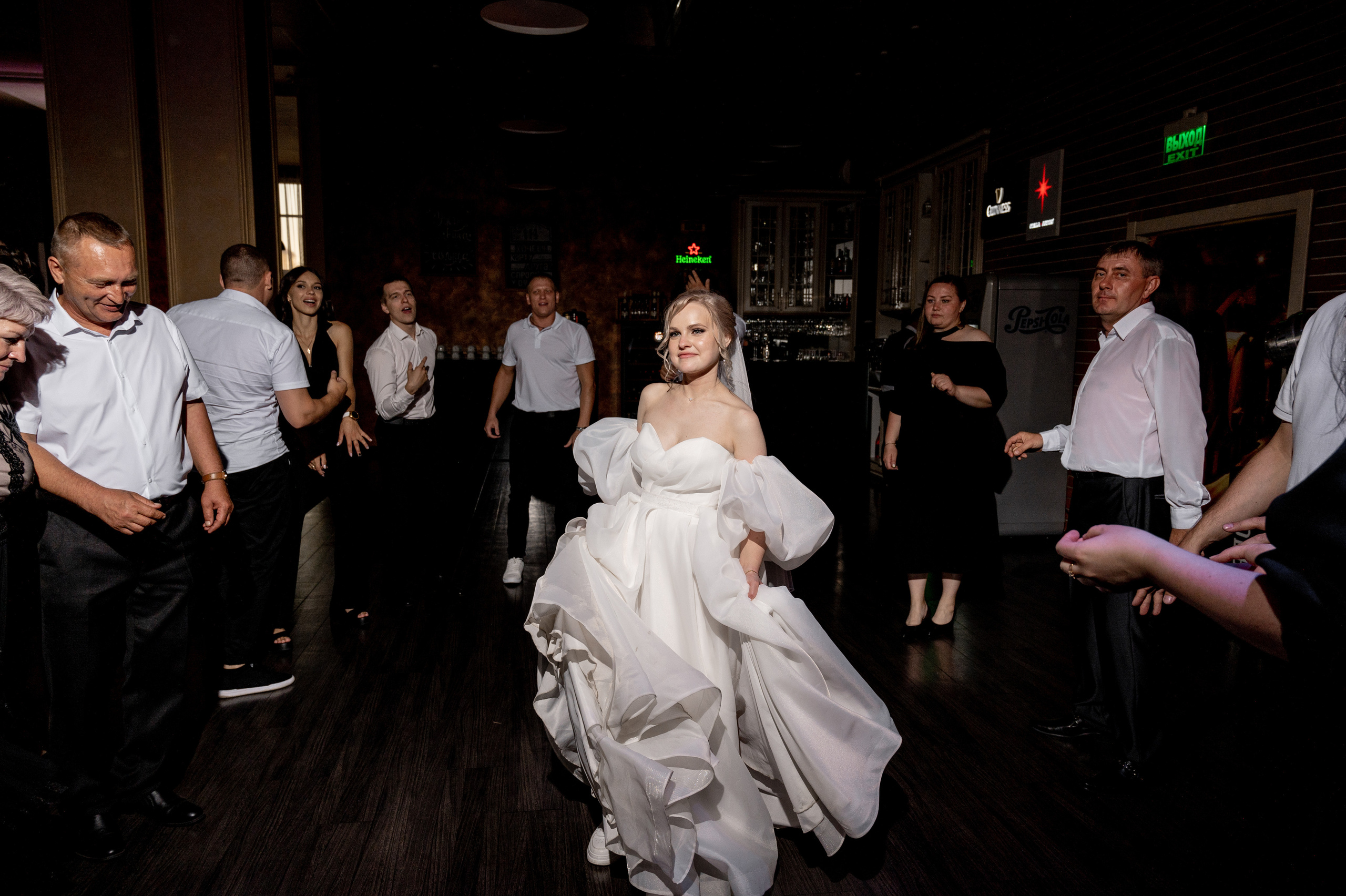 Свадебная фотосессия. Свадебный и Семейный фотограф в Абакане, Красноярске