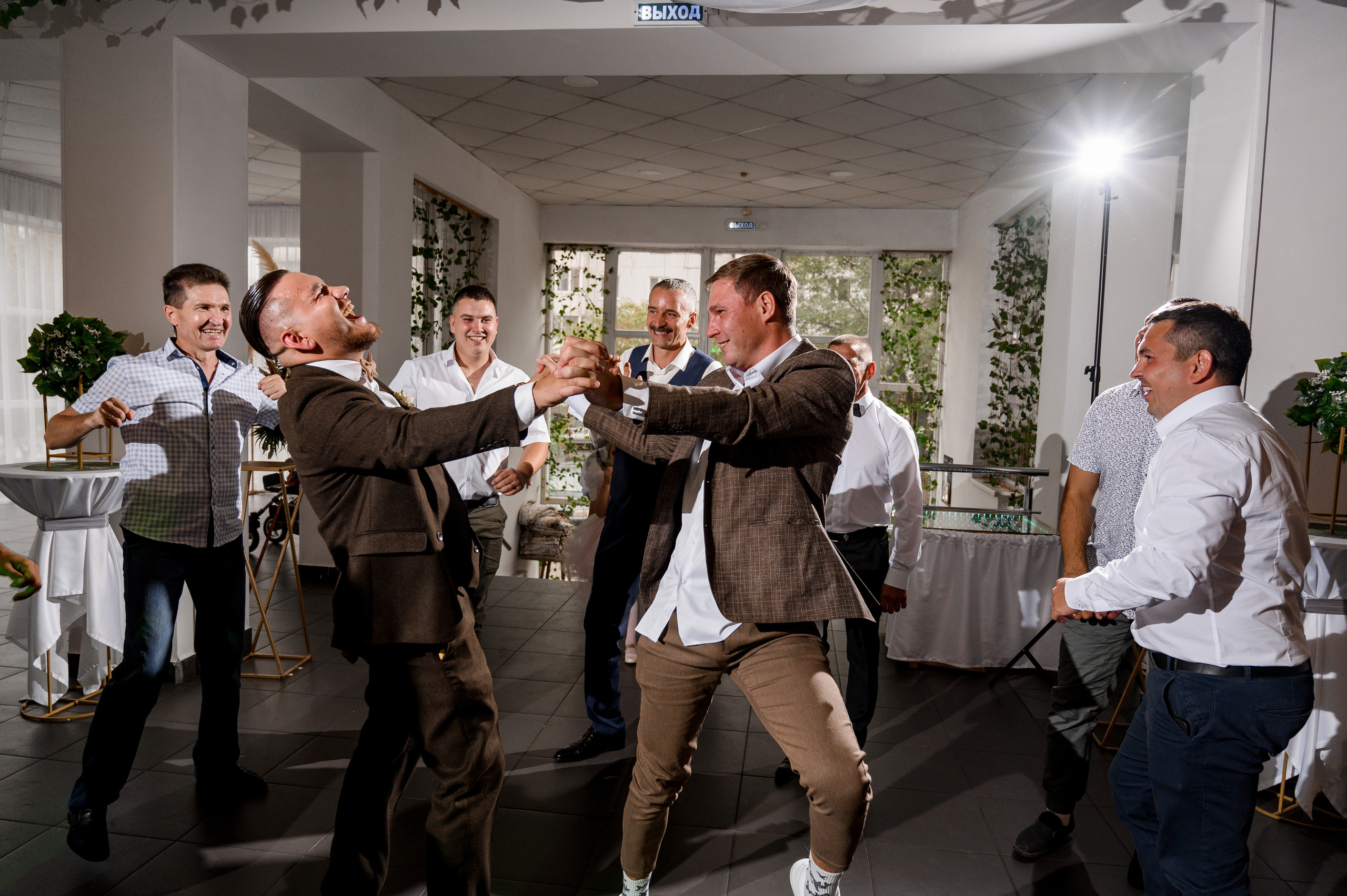 Съемка свадеб. Свадебный и Семейный фотограф в Абакане, Красноярске