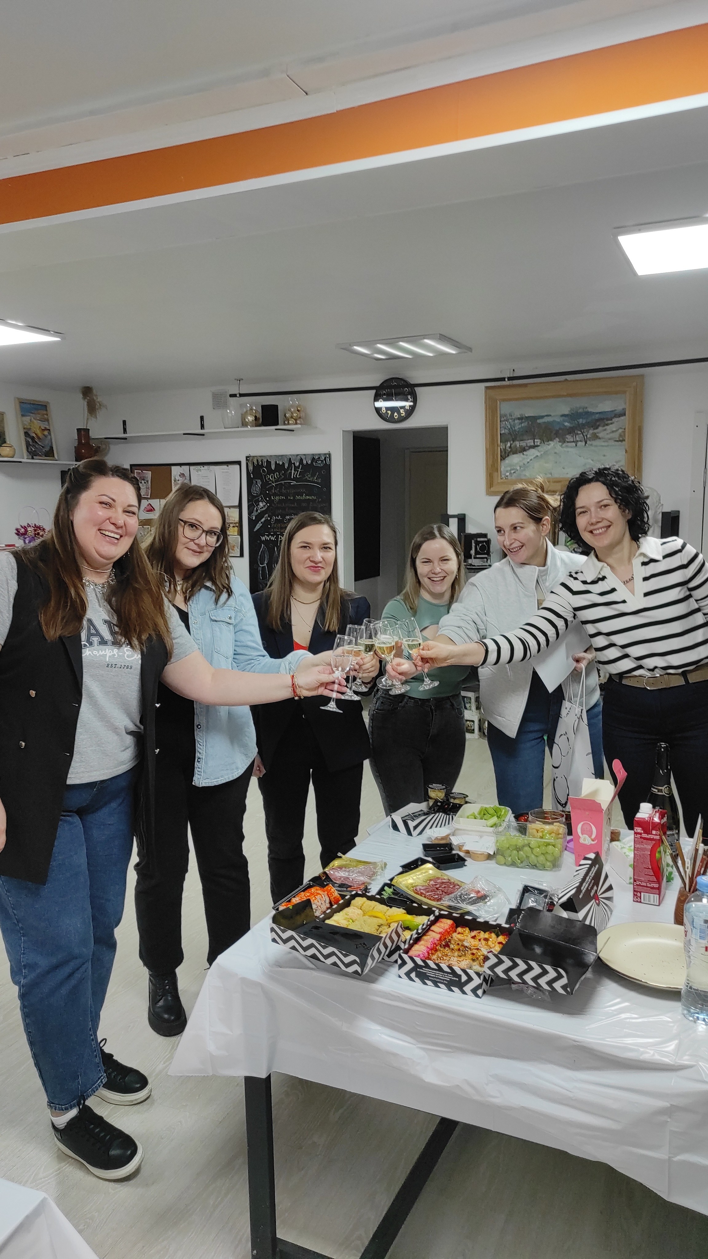 Арт-вечеринки. Арт-вечеринки и мастер-классы в Москве для взрослых и детей