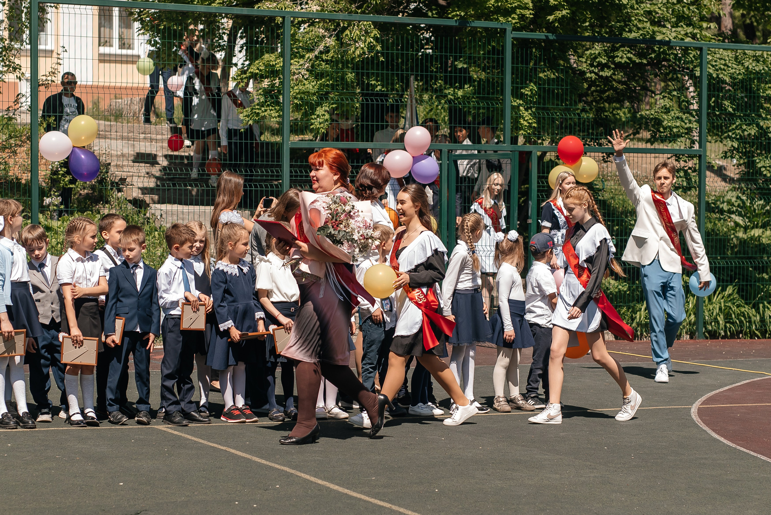 Последний звонок Лицей № 3. Свадебный фотограф Елена Рякина