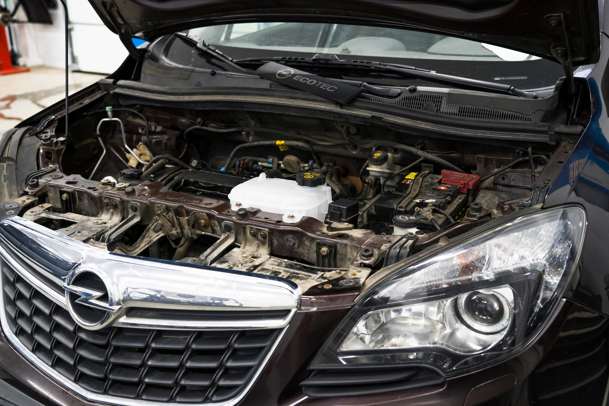 Съемка автосервиса автомойки. Фотограф в Санкт-Петербурге. Репортажная и все съёмки для бизнеса