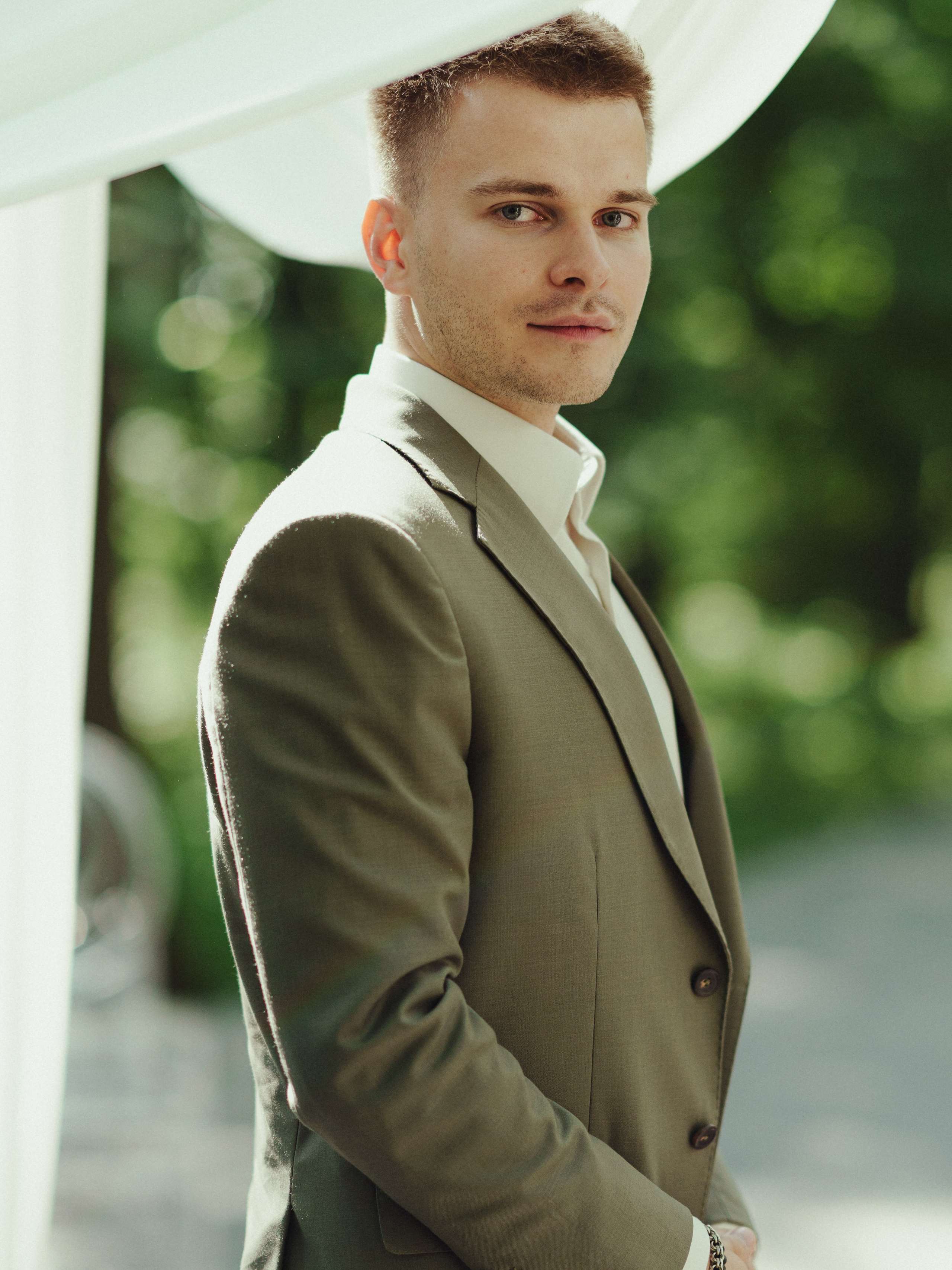 И даже птицы им пели песни. Свадебный фотограф Наташа Алешина