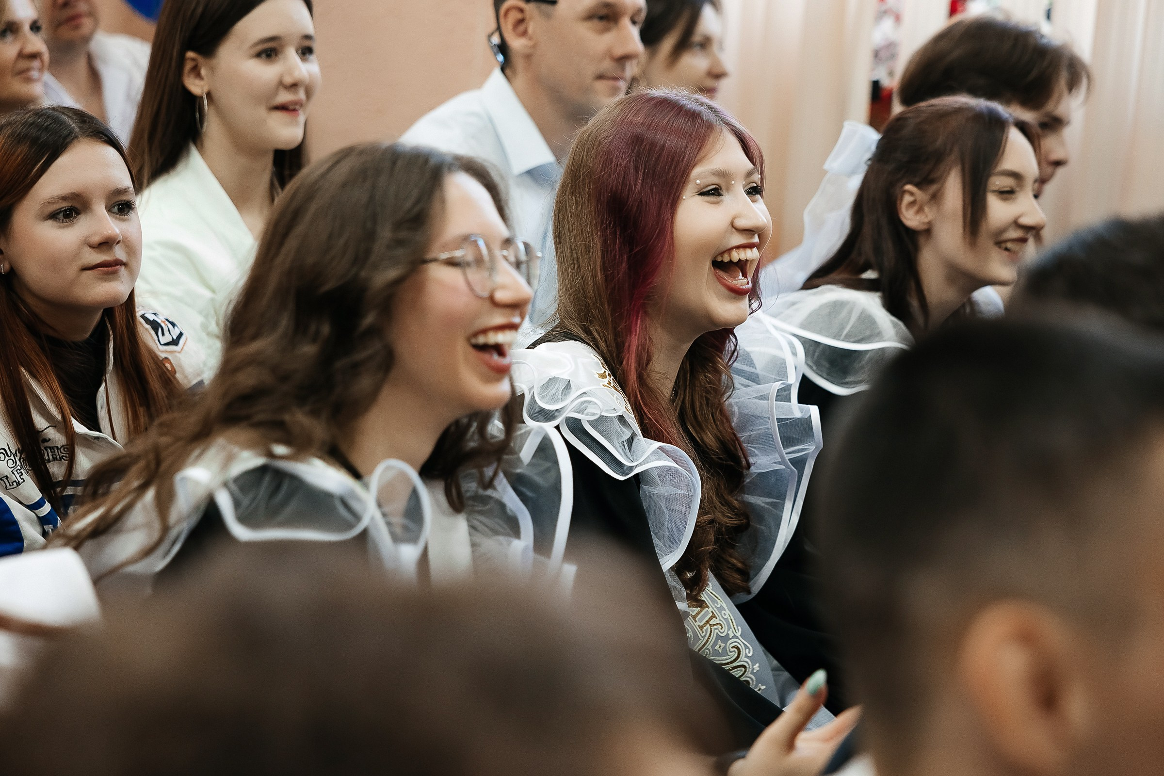 Последний звонок СОШ № 12. Семейный и свадебный фотограф в Москве Леванова Александра