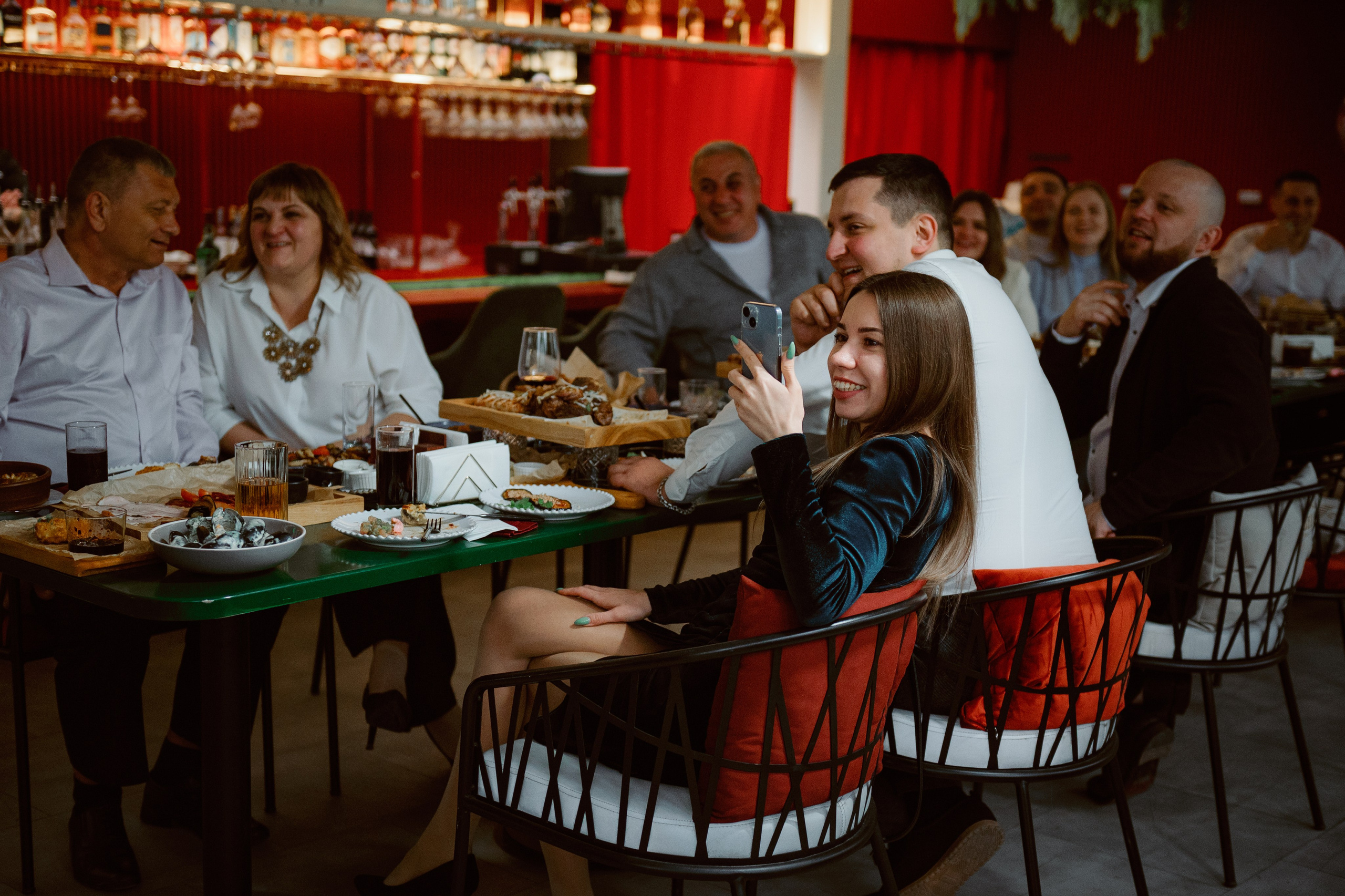 Ресторан. День рождения. Атмосфера. Свадебный фотограф Константинова Елена