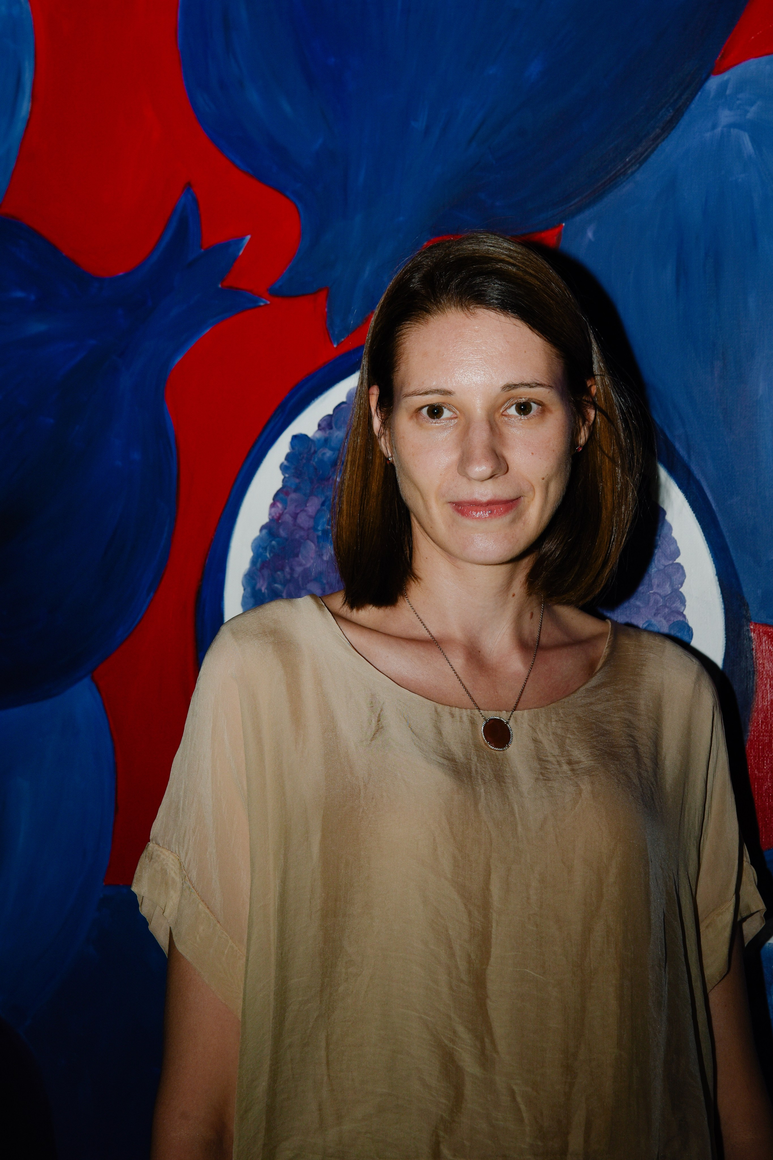 Александр Дильбази Игра взглядов в гранатовом саду. Фотограф Лола Волна, город Москва