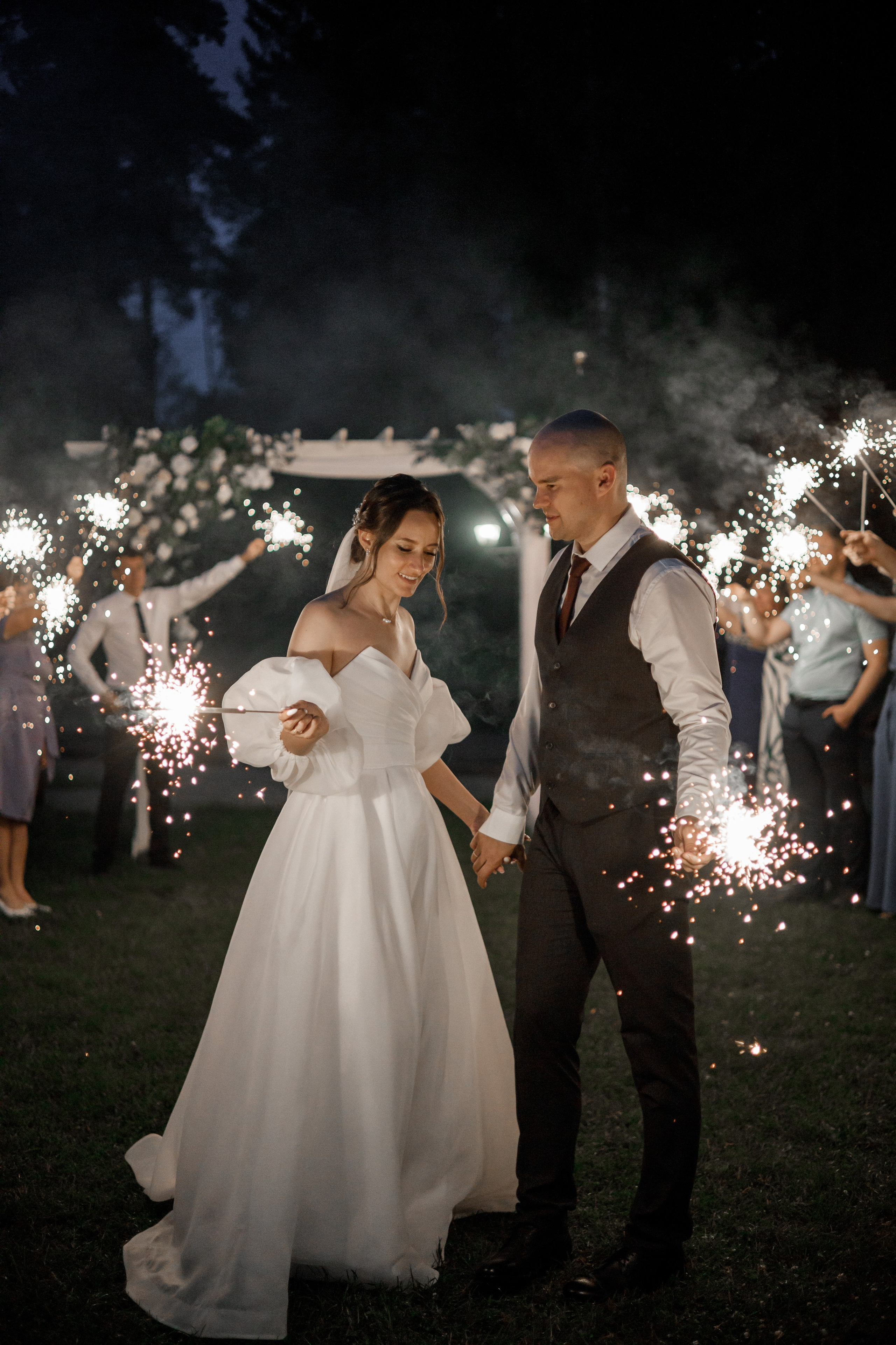 Полина и Дмитрий, загородный клуб «Барин», ЗАГС в г. Пушкино. Свадебный и репортажный фотограф (Москва, Королев и другие)
