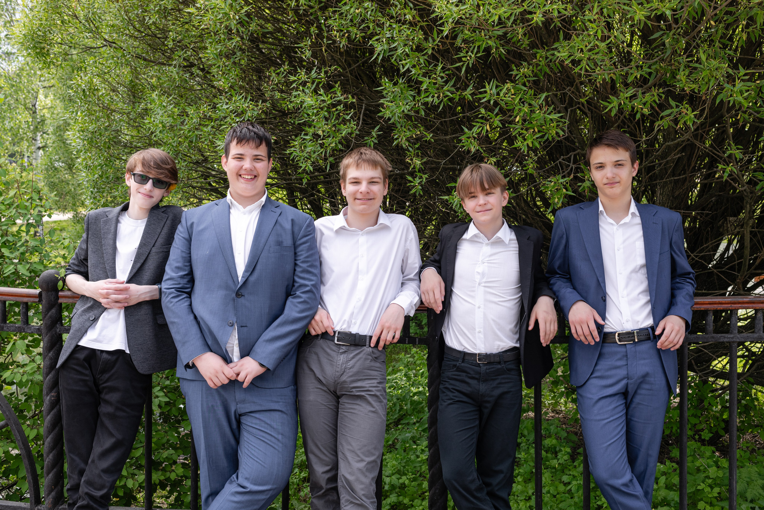 Выпускные фото-альбомы. Фотограф Алина Гашникова