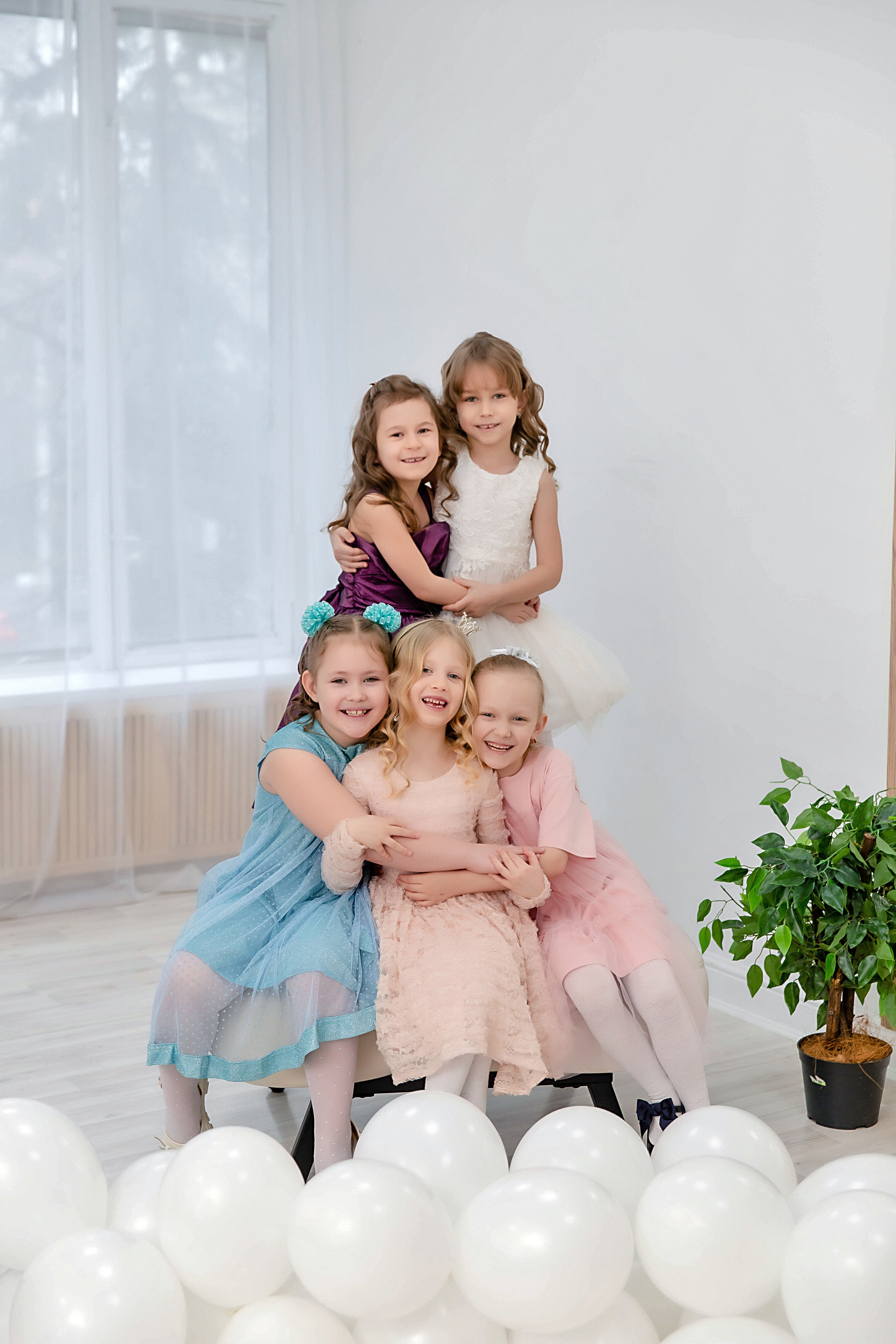 Выпускные (школьные) альбомы (книги) в Ростове-на-Дону. Современные Выпускные Альбомы в Ростове-на-Дону