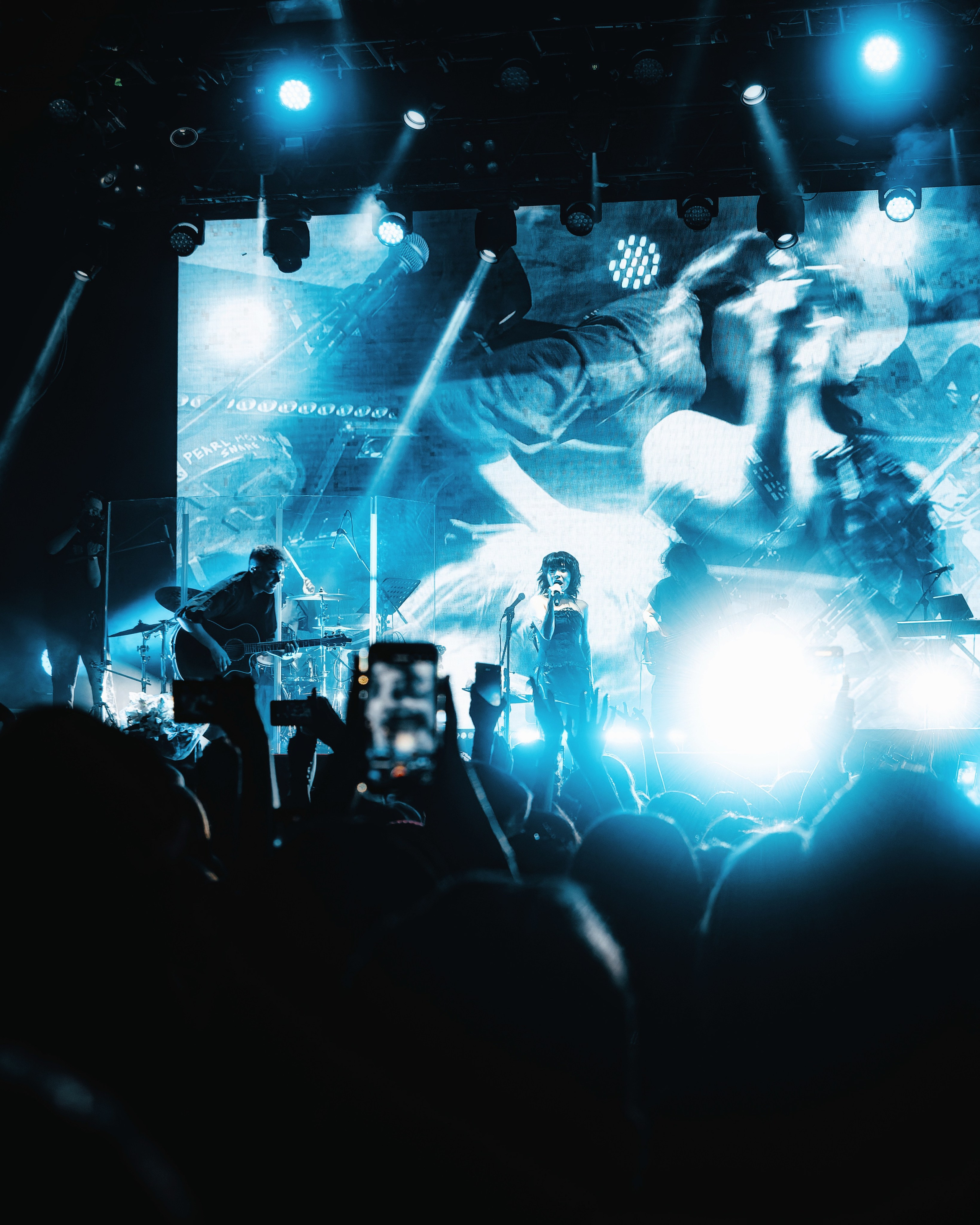 Green Apelsin в клубе Base 3.05.2024. Репортажный фотограф и видеограф в Москве