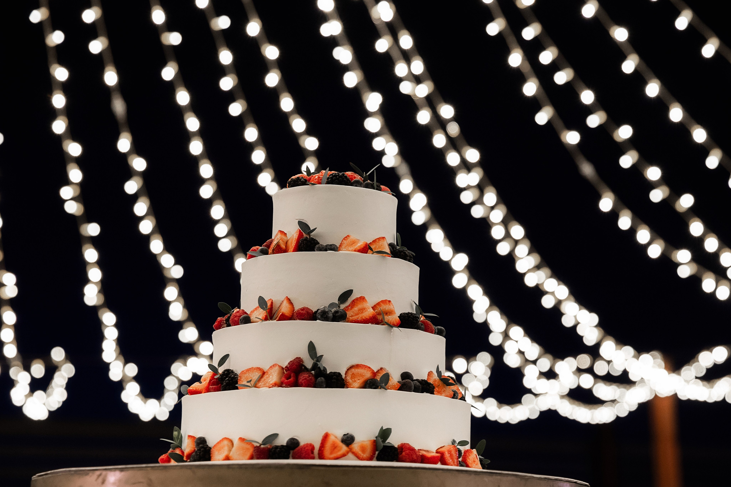 Юля и Александр. Свадебный и семейный фотограф Татьяна Ласкина в Великом Новгороде