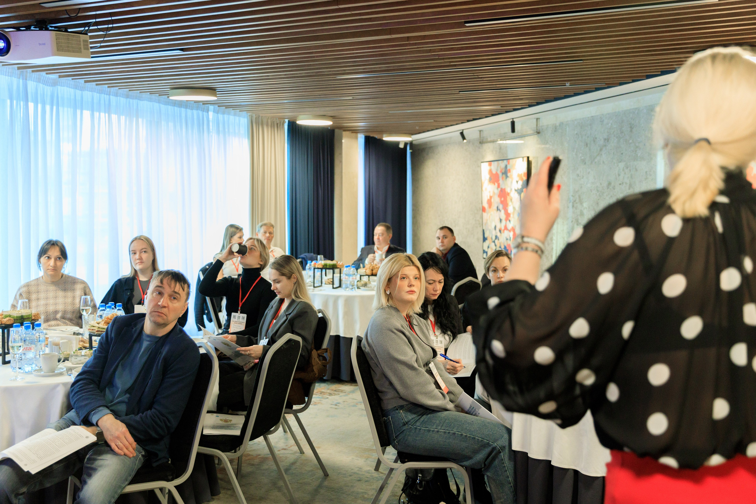 Встреча отельеров. DoubleTree by Hilton. Репортажный фотограф в Новосибирске Алена Помазунова