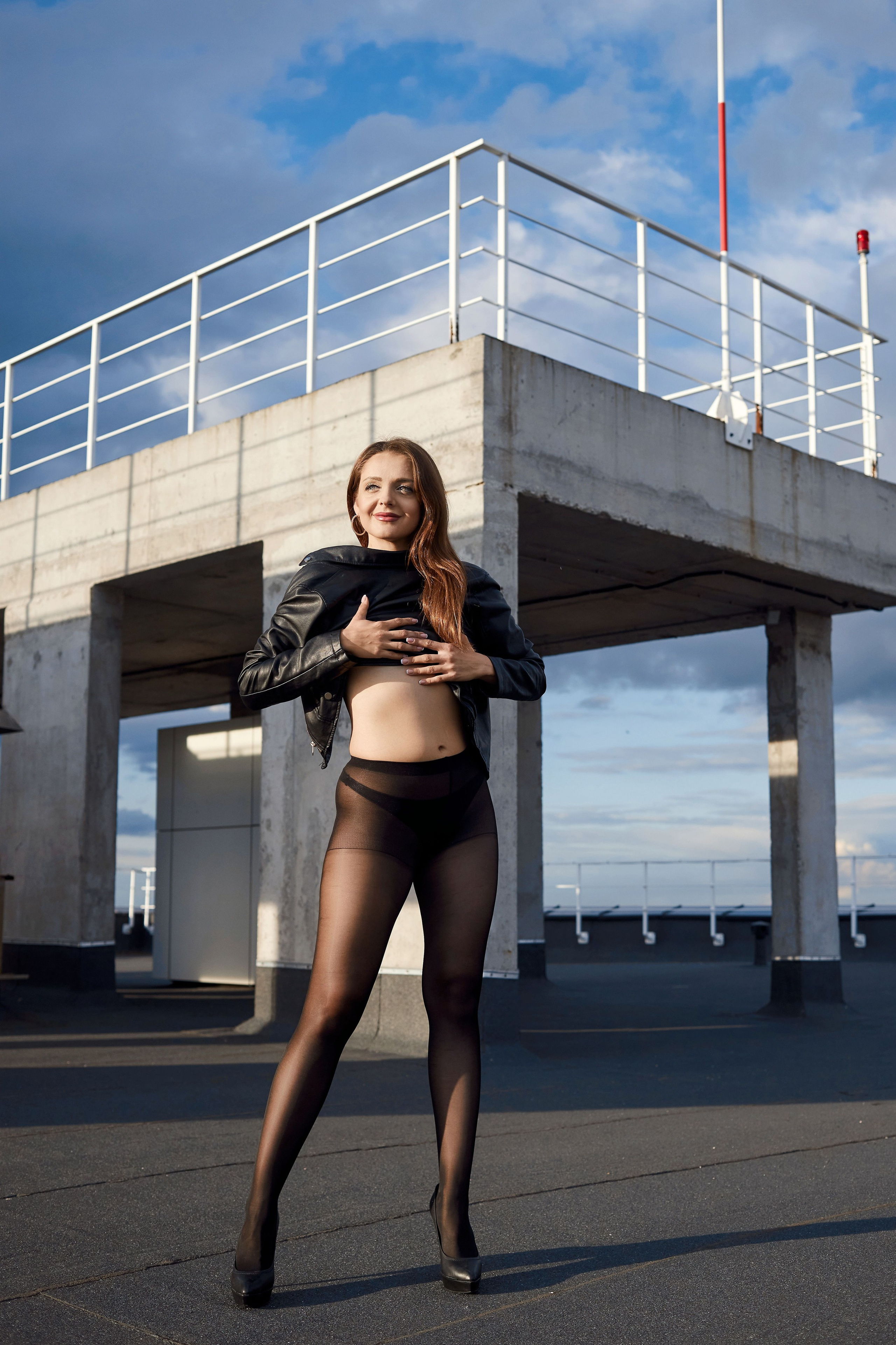 На крыше. Фотограф Алексей Яковлев